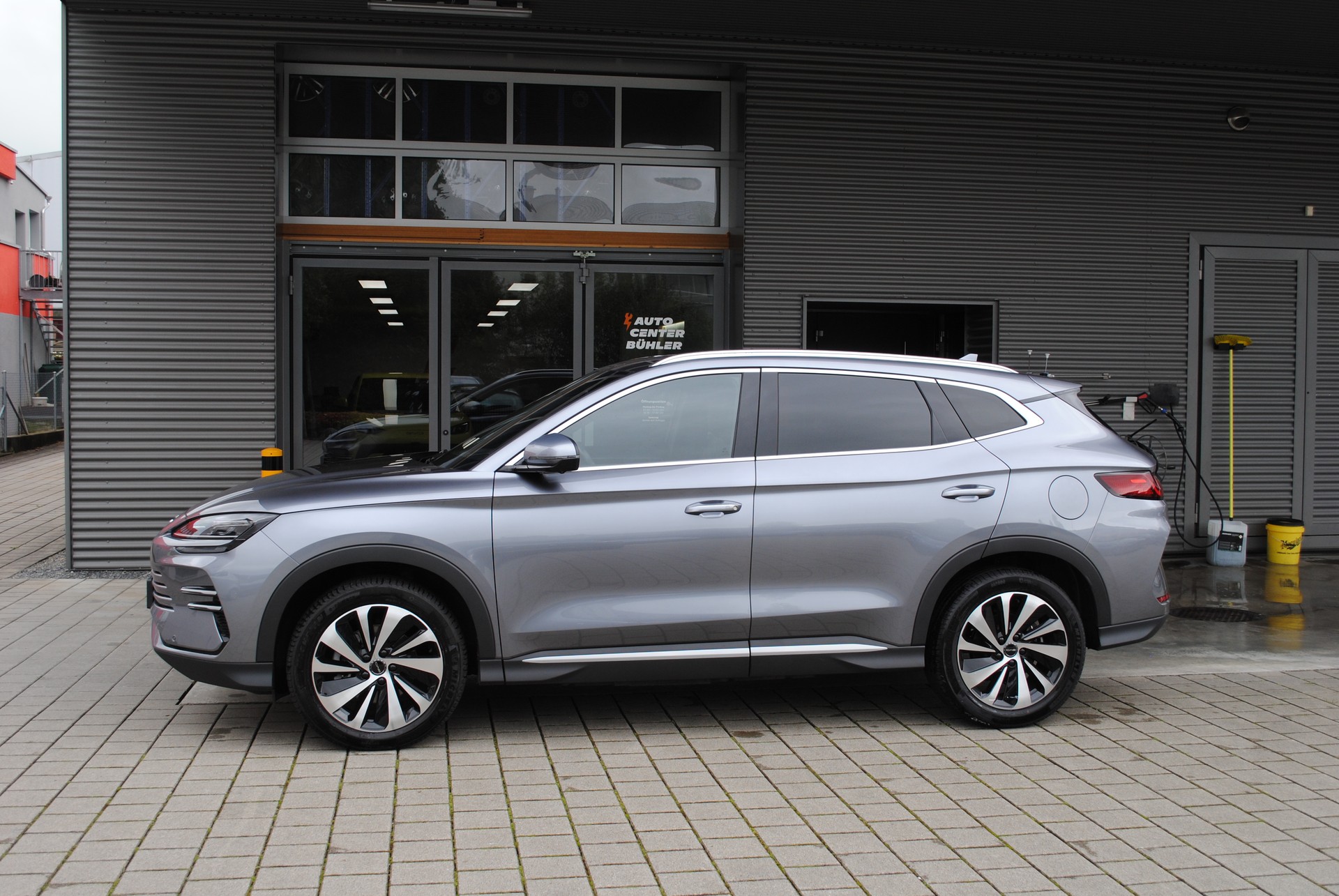 BYD Seal U DM-i Design AWD-image-4