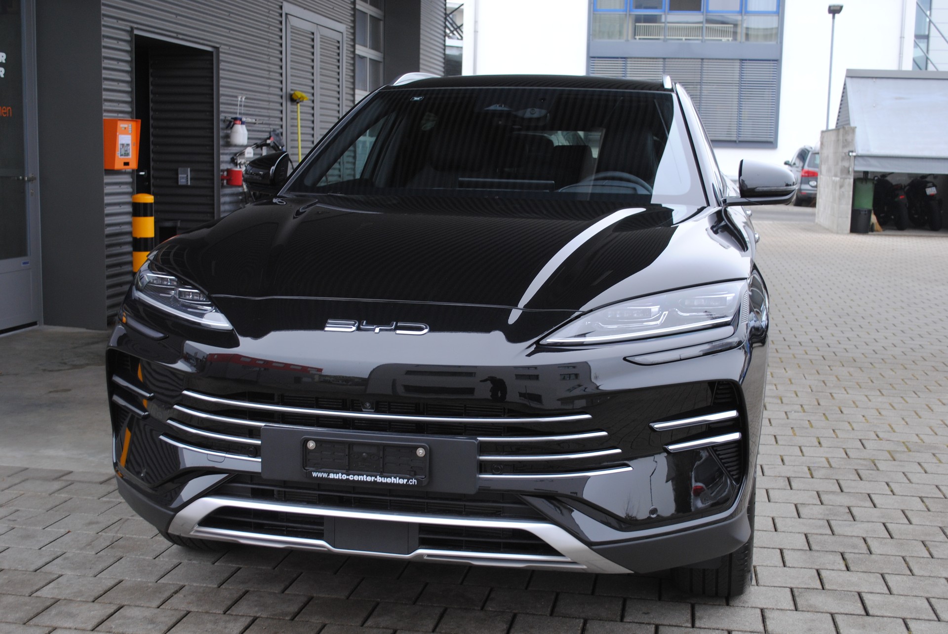 BYD Seal U DM-i Design AWD-image-1