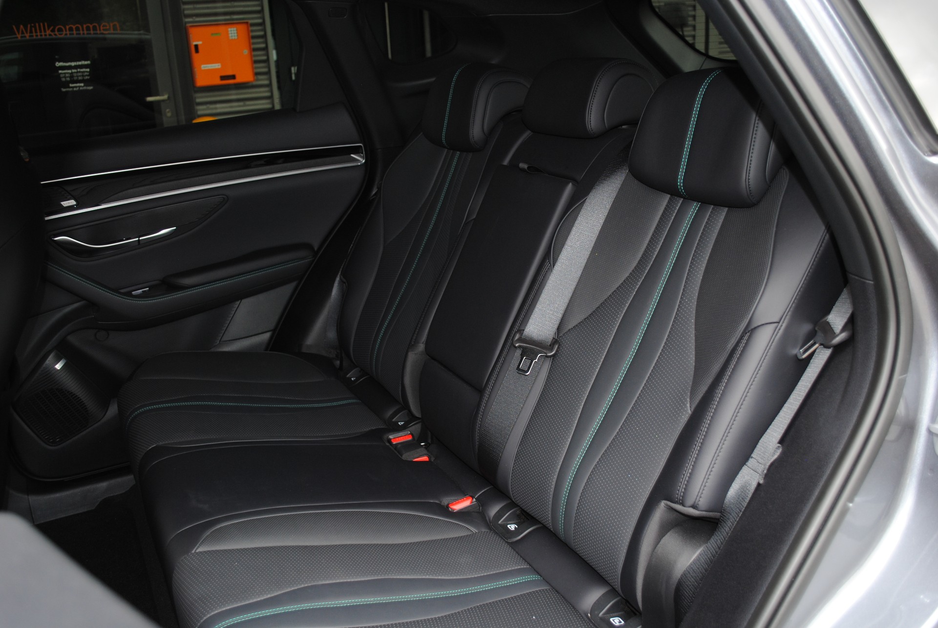 BYD Seal U DM-i Design AWD-image-13