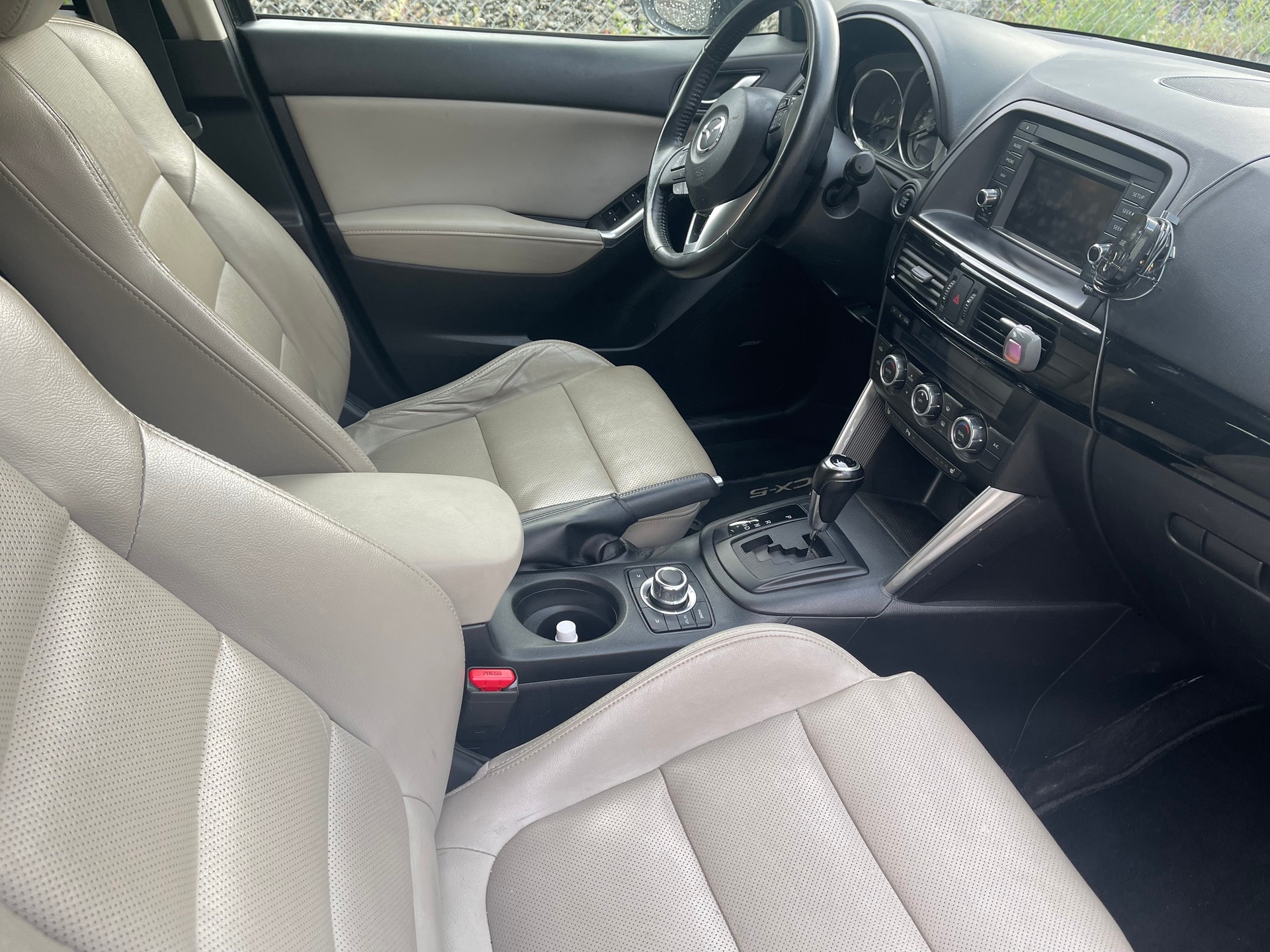 MAZDA CX-5 2.2 D HP Revolution AWD Automatic-image-9