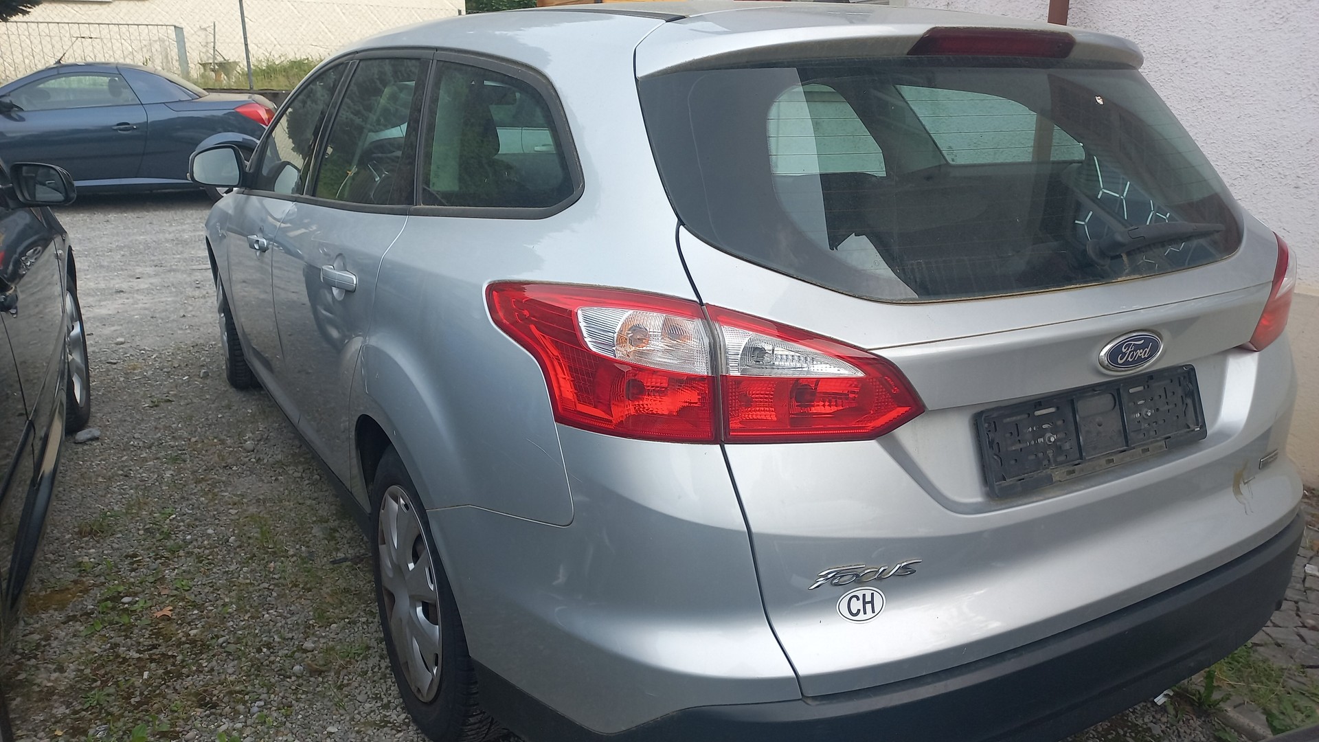 FORD Focus 1.0 SCTi Titanium-image-3