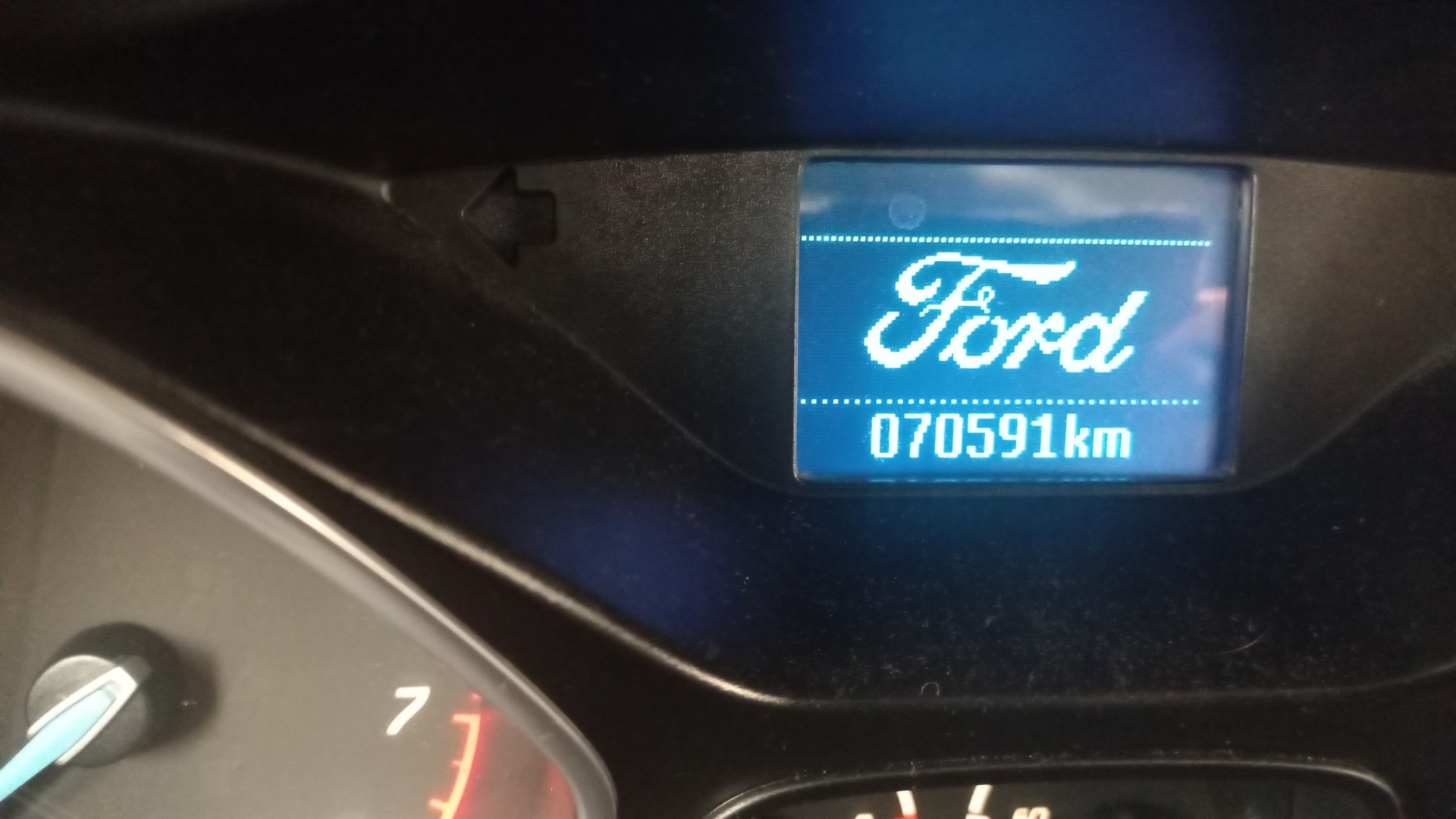 FORD Focus 1.0 SCTi Titanium-image-7