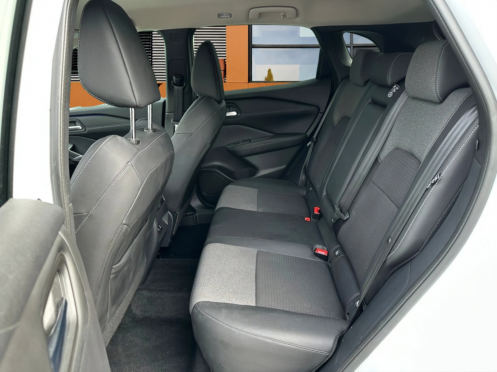 NISSAN Qashqai 1.3 DIG-T MHEV N-Connecta Xtronic-image-8