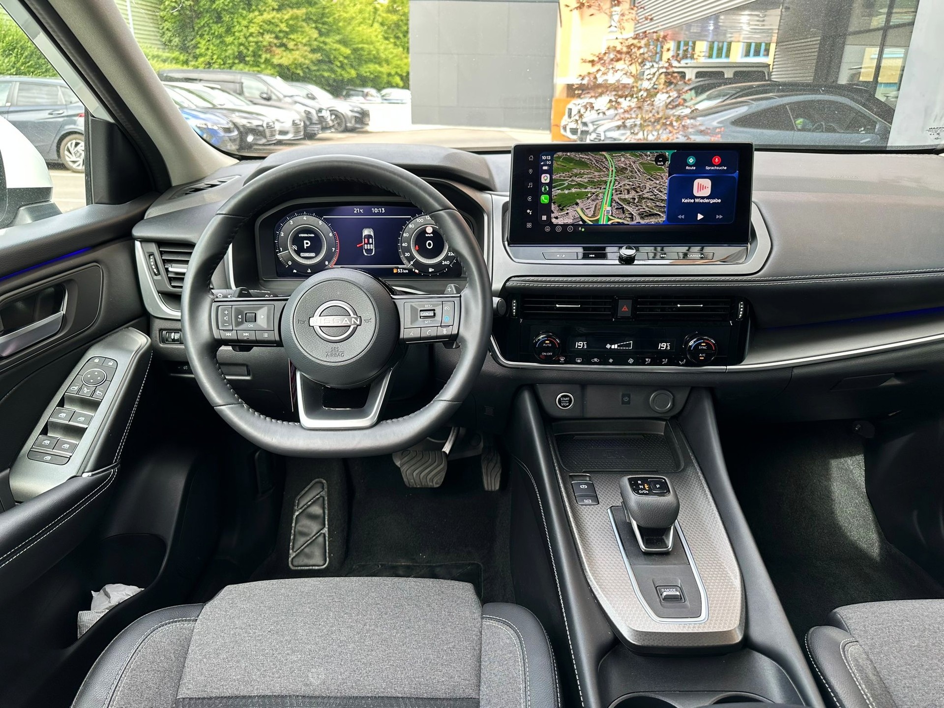 NISSAN Qashqai 1.3 DIG-T MHEV N-Connecta Xtronic-image-7