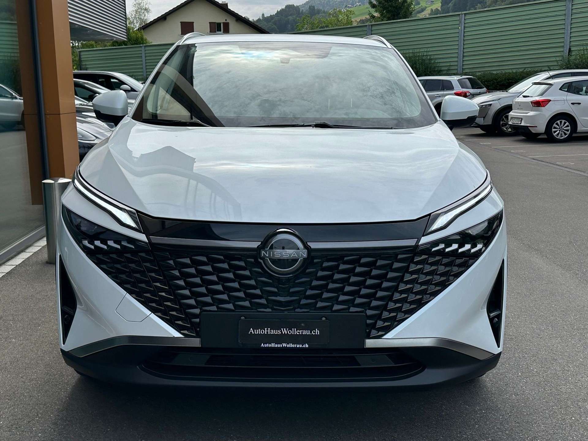 NISSAN Qashqai 1.3 DIG-T MHEV N-Connecta Xtronic-image-2