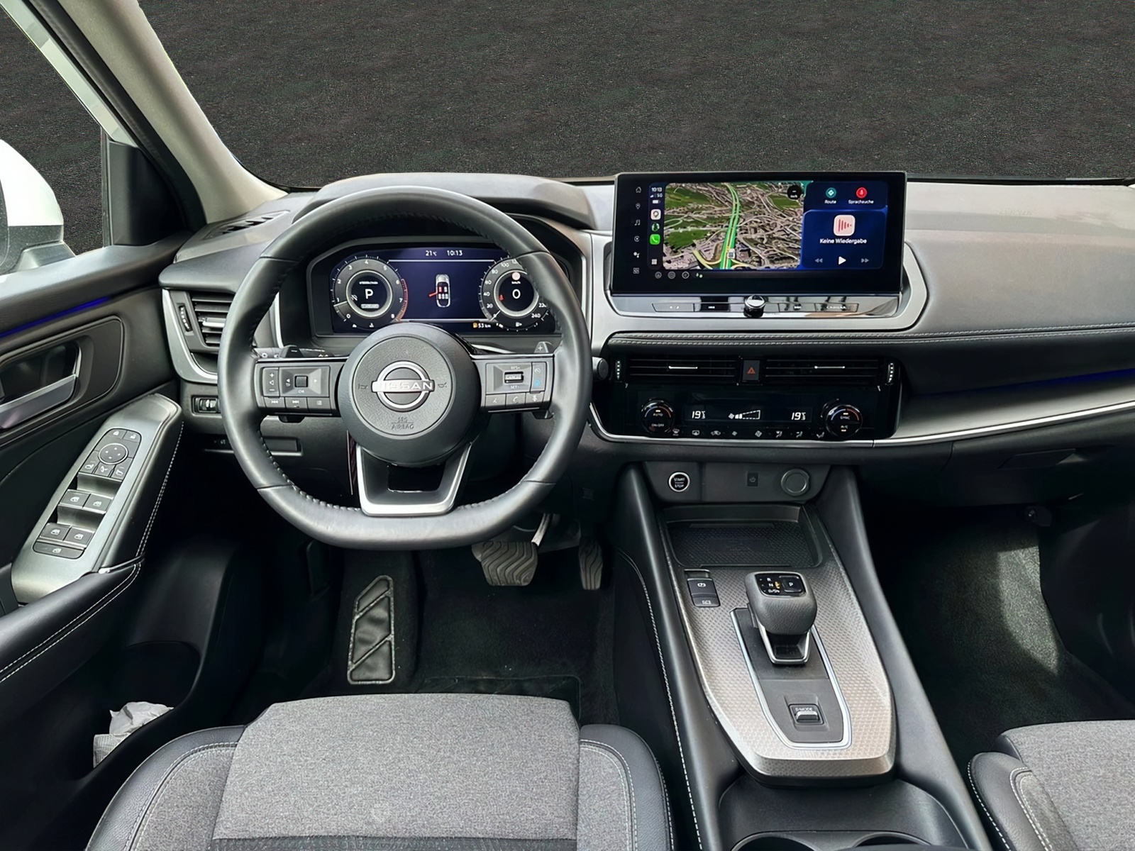 NISSAN Qashqai 1.3 DIG-T MHEV N-Connecta Xtronic-image-9