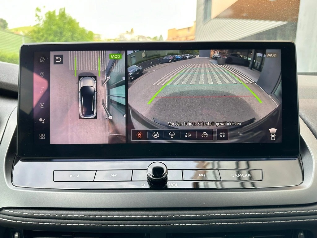 NISSAN Qashqai 1.3 DIG-T MHEV N-Connecta Xtronic-image-13
