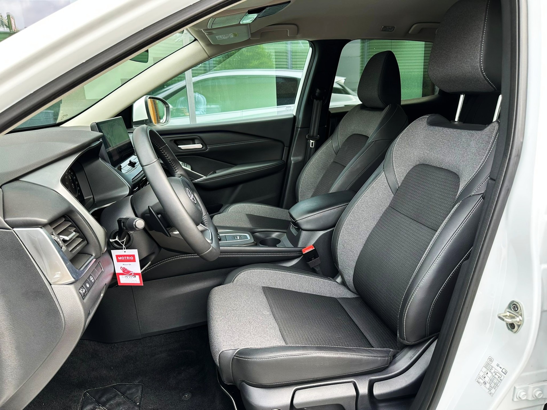 NISSAN Qashqai 1.3 DIG-T MHEV N-Connecta Xtronic-image-5