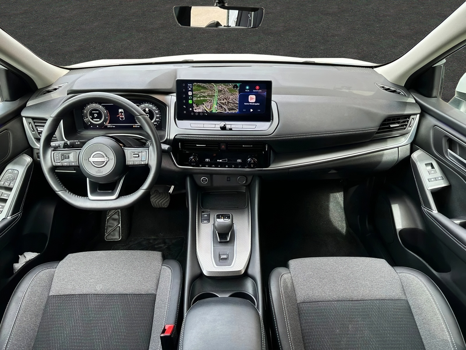 NISSAN Qashqai 1.3 DIG-T MHEV N-Connecta Xtronic-image-6