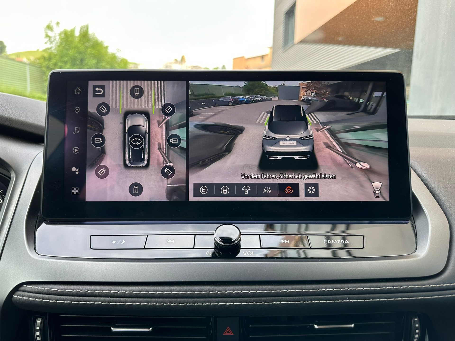 NISSAN Qashqai 1.3 DIG-T MHEV N-Connecta Xtronic-image-11