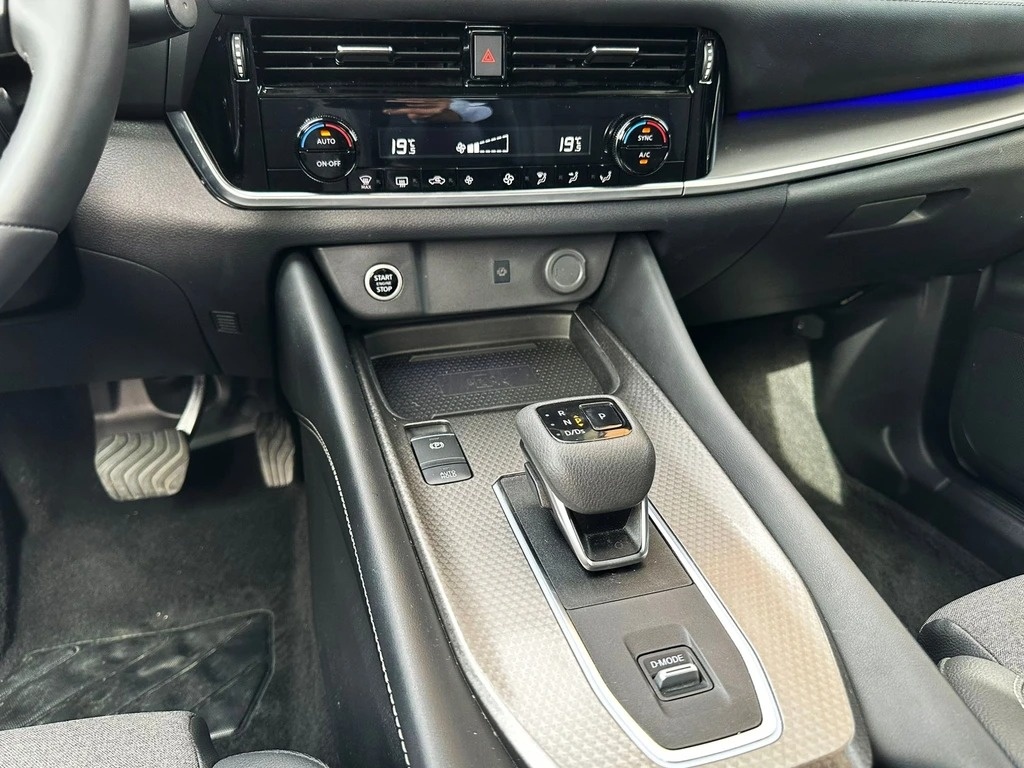 NISSAN Qashqai 1.3 DIG-T MHEV N-Connecta Xtronic-image-15