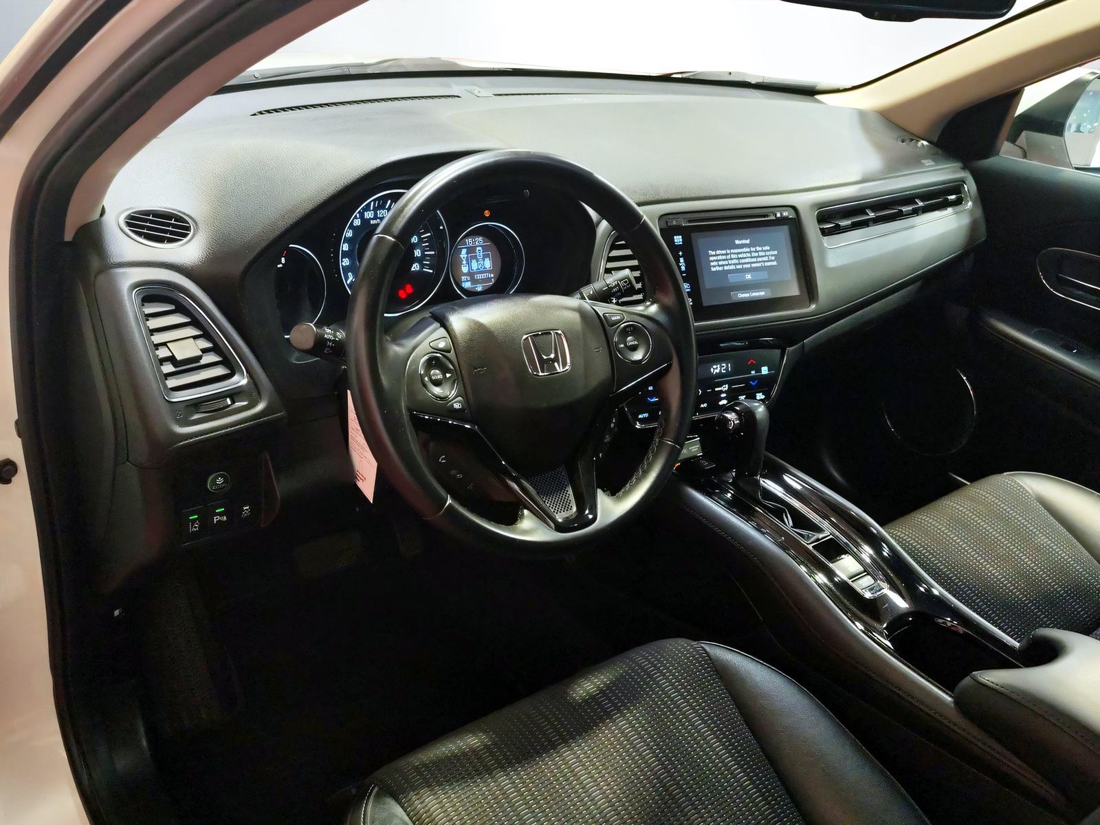 HONDA HR-V 1.5i-VTEC Executive-image-8