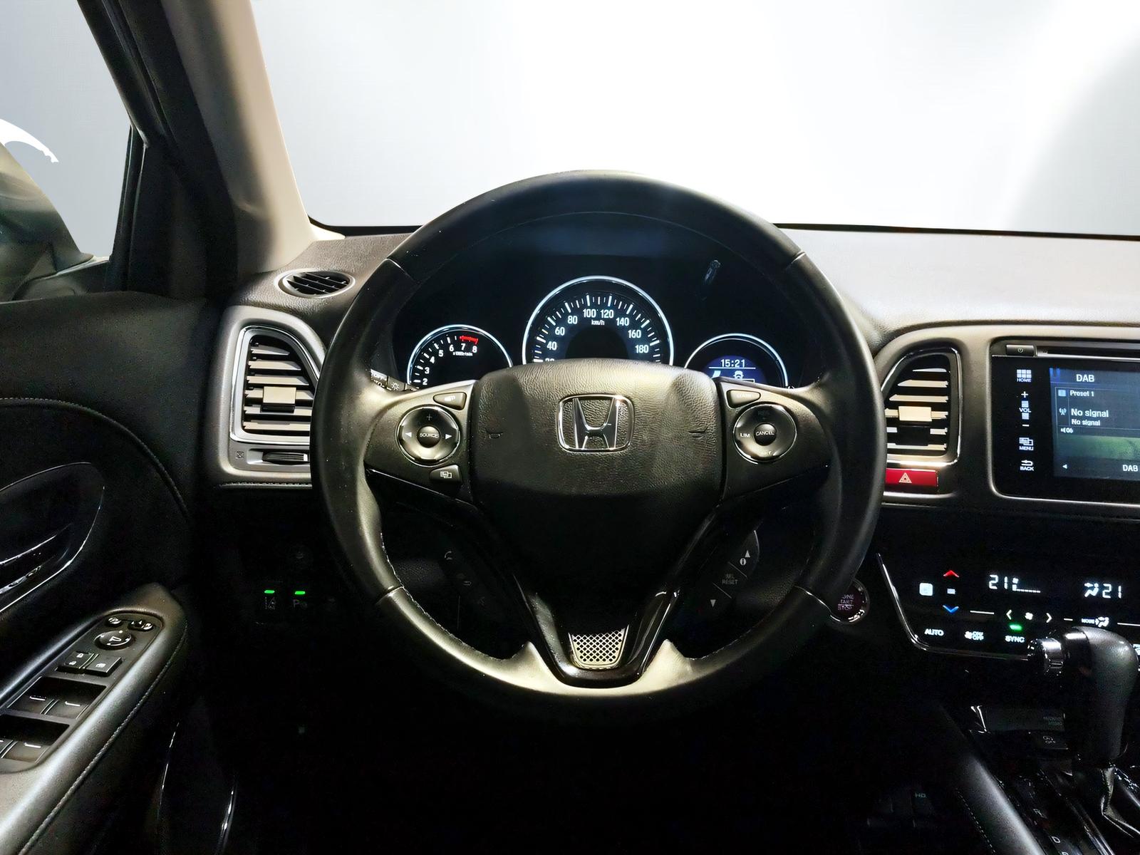 HONDA HR-V 1.5i-VTEC Executive-image-10