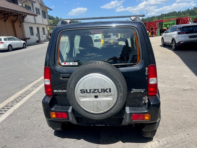 SUZUKI Jimny 1.5 Turbodiesel Country-image-12