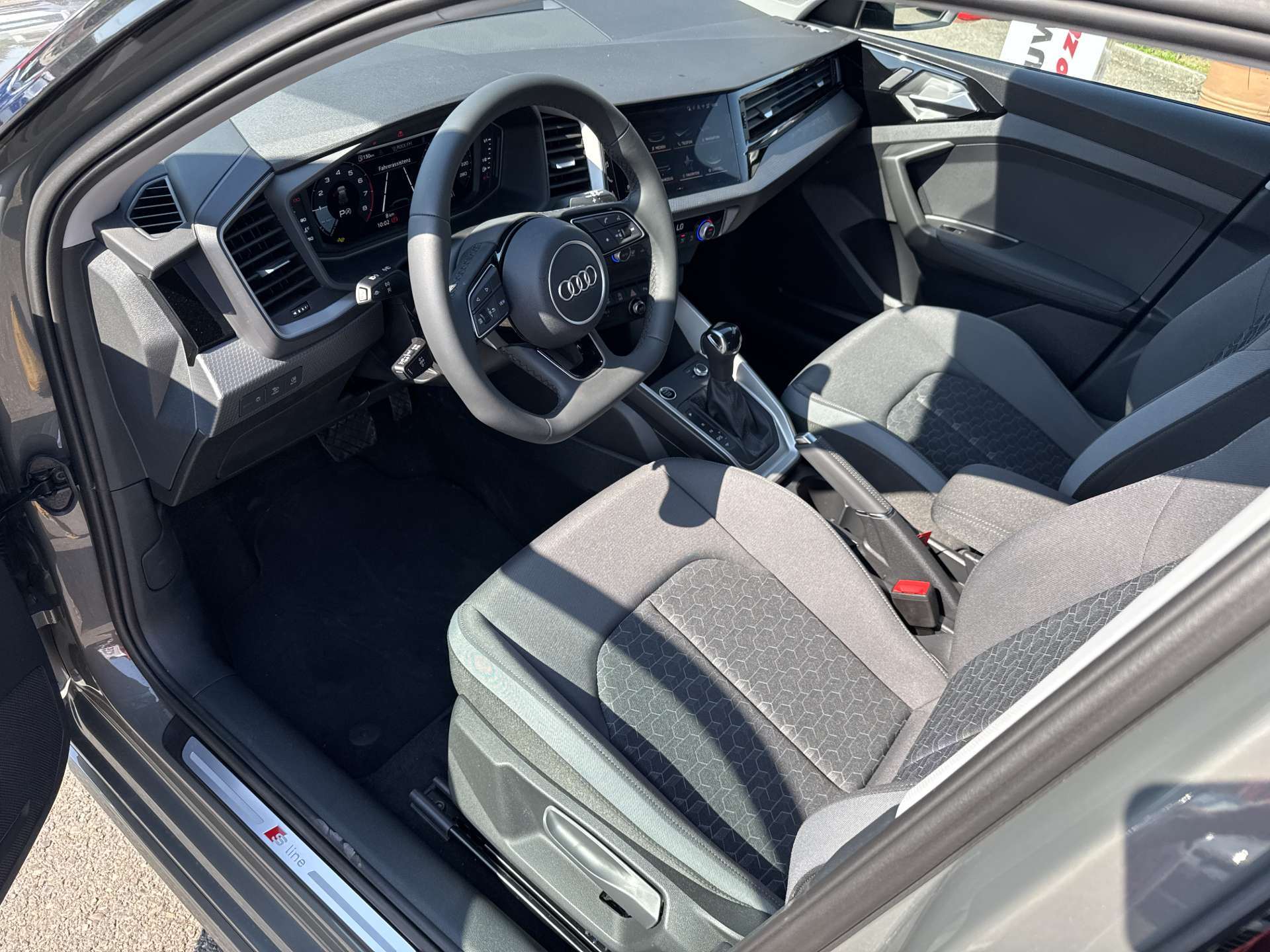 AUDI A1 Sportback 30 TFSi S-Line S-Tronic Automat-image-5