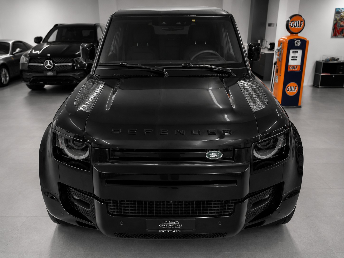 LAND ROVER Defender 5.0 V8 SC-image-6