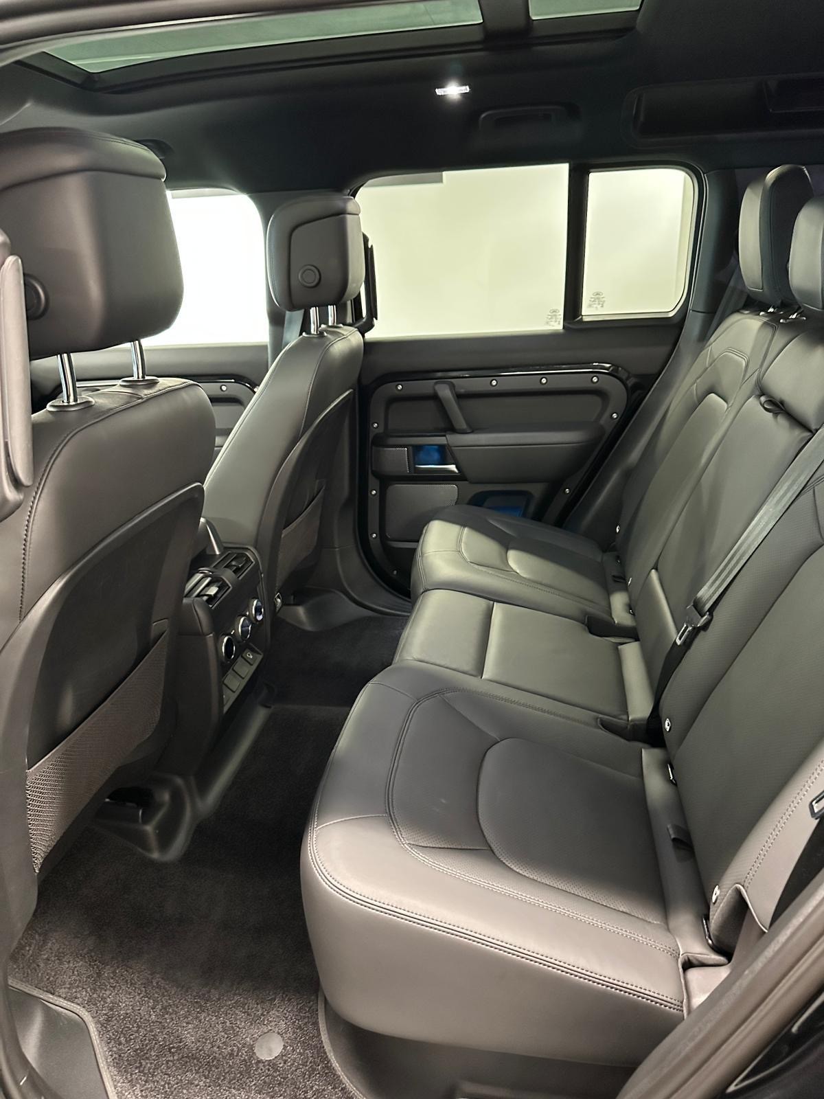 LAND ROVER Defender 5.0 V8 SC-image-7