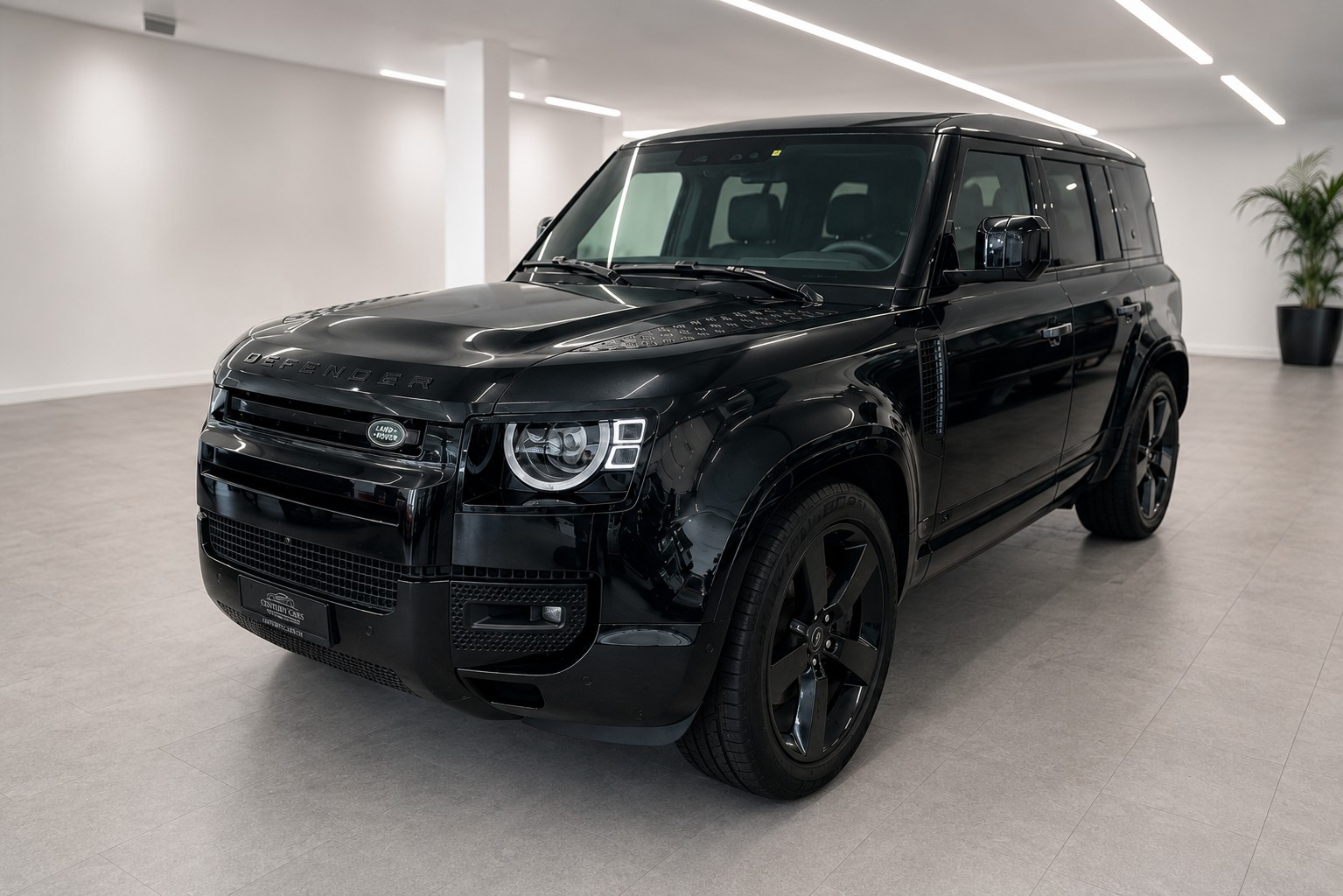 LAND ROVER Defender 5.0 V8 SC