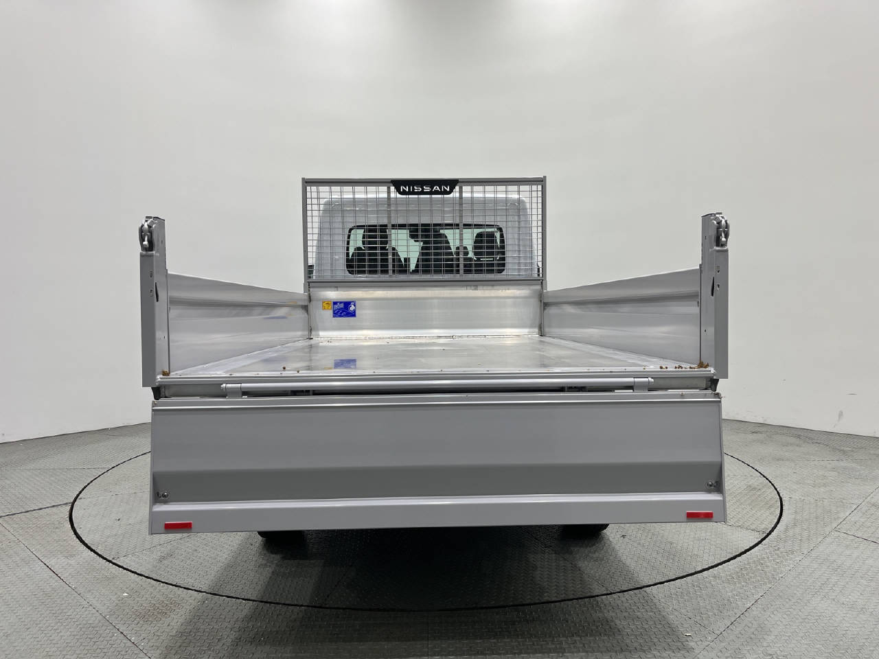 NISSAN Interstar 3.5 Dreiseitenkipper L2H1-image-3