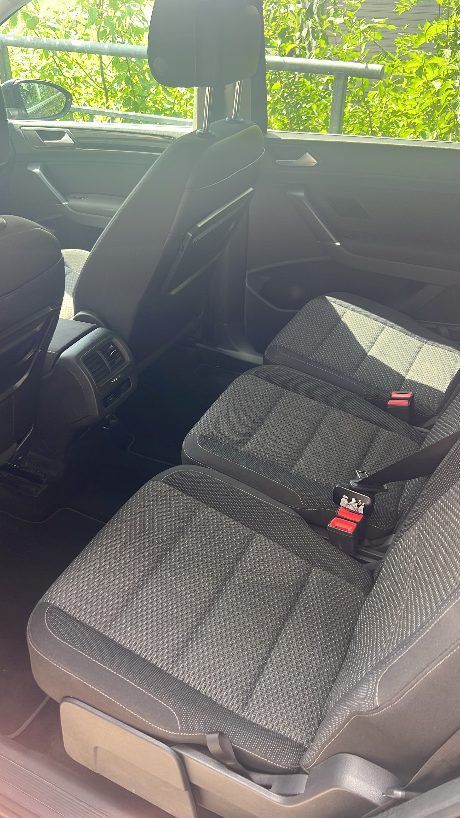 VW Touran 2.0 TDI BlueMotion Technology Comfortline DSG-image-8