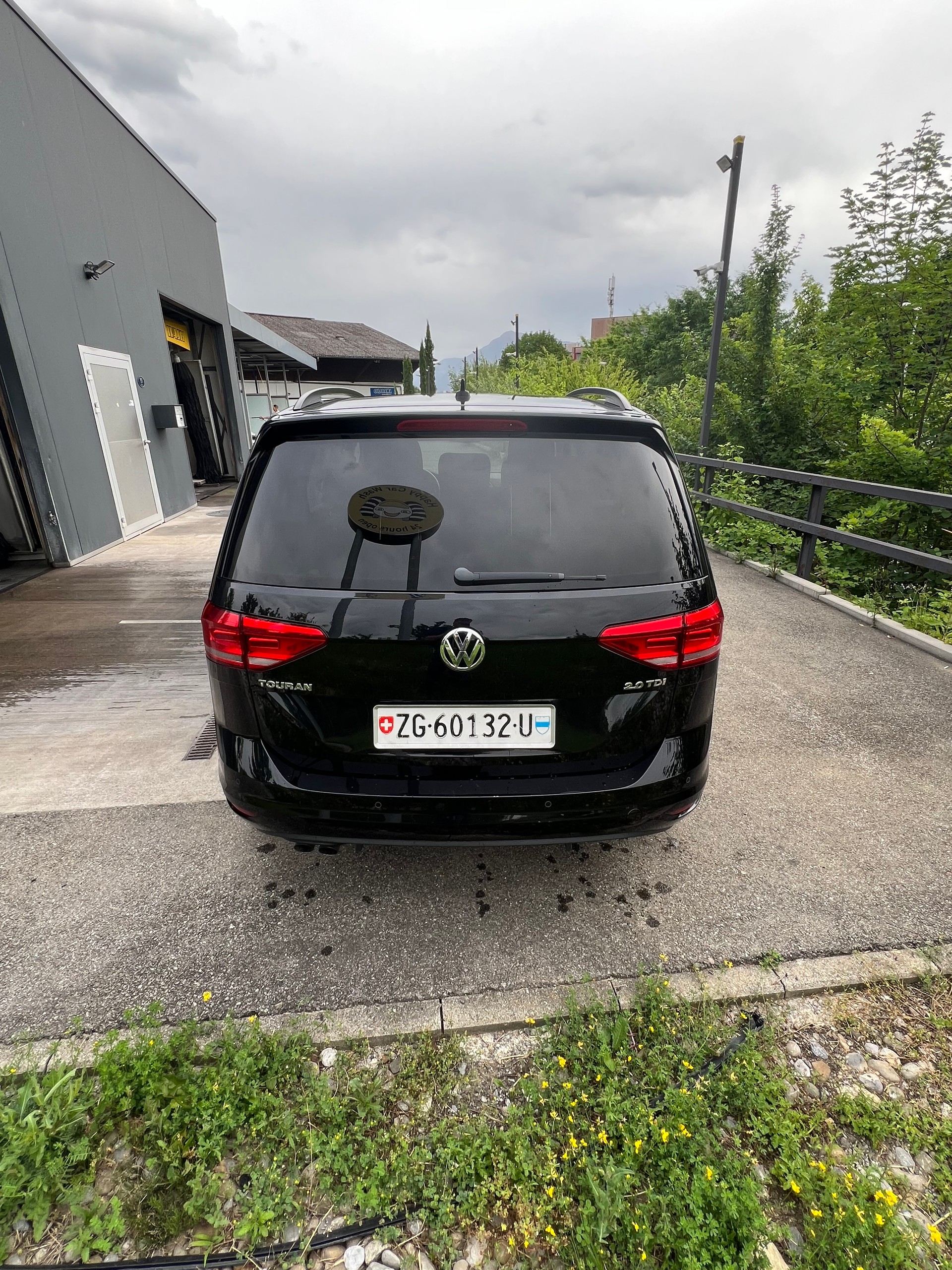 VW Touran 2.0 TDI BlueMotion Technology Comfortline DSG-image-3