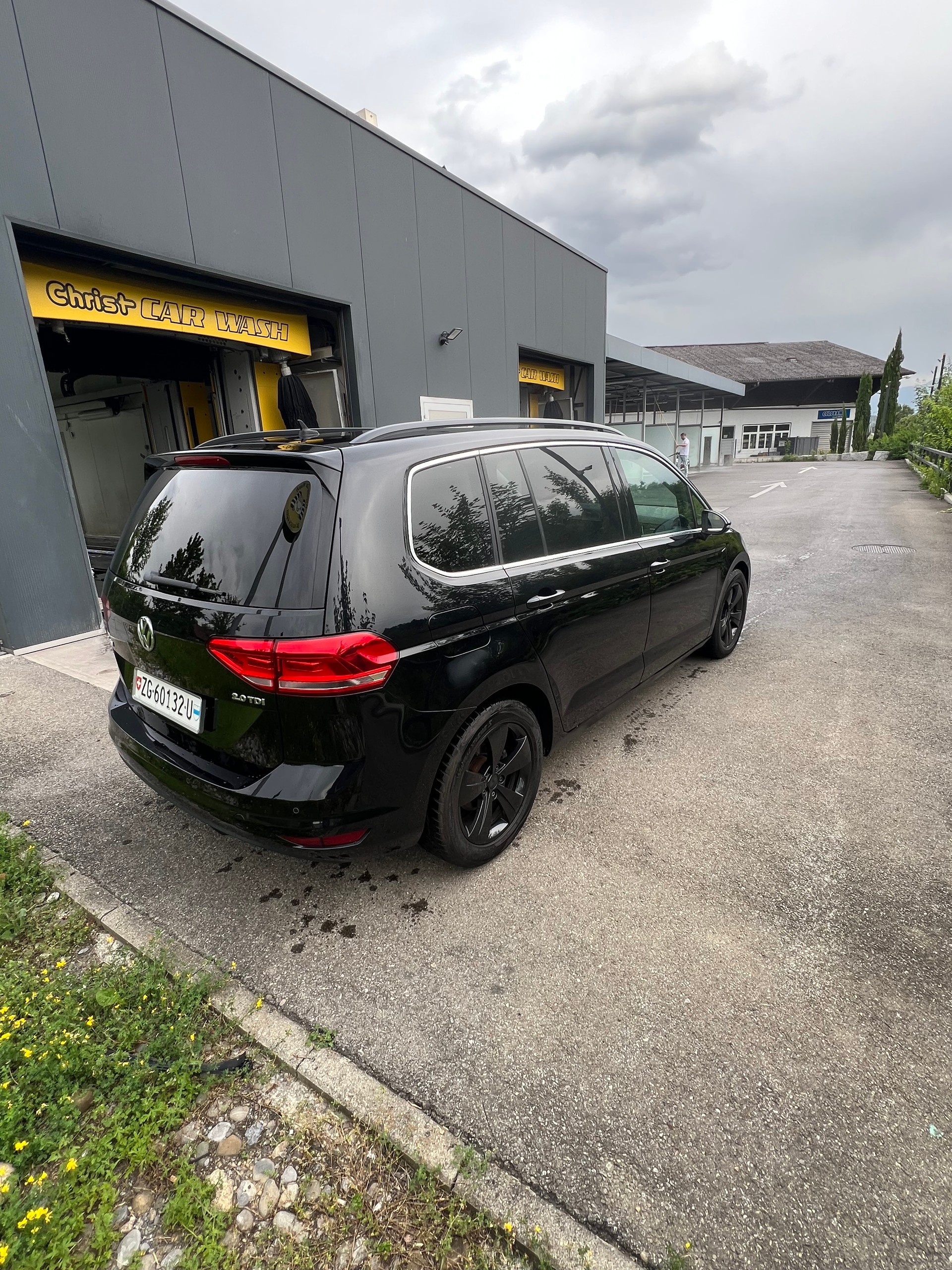 VW Touran 2.0 TDI BlueMotion Technology Comfortline DSG-image-4