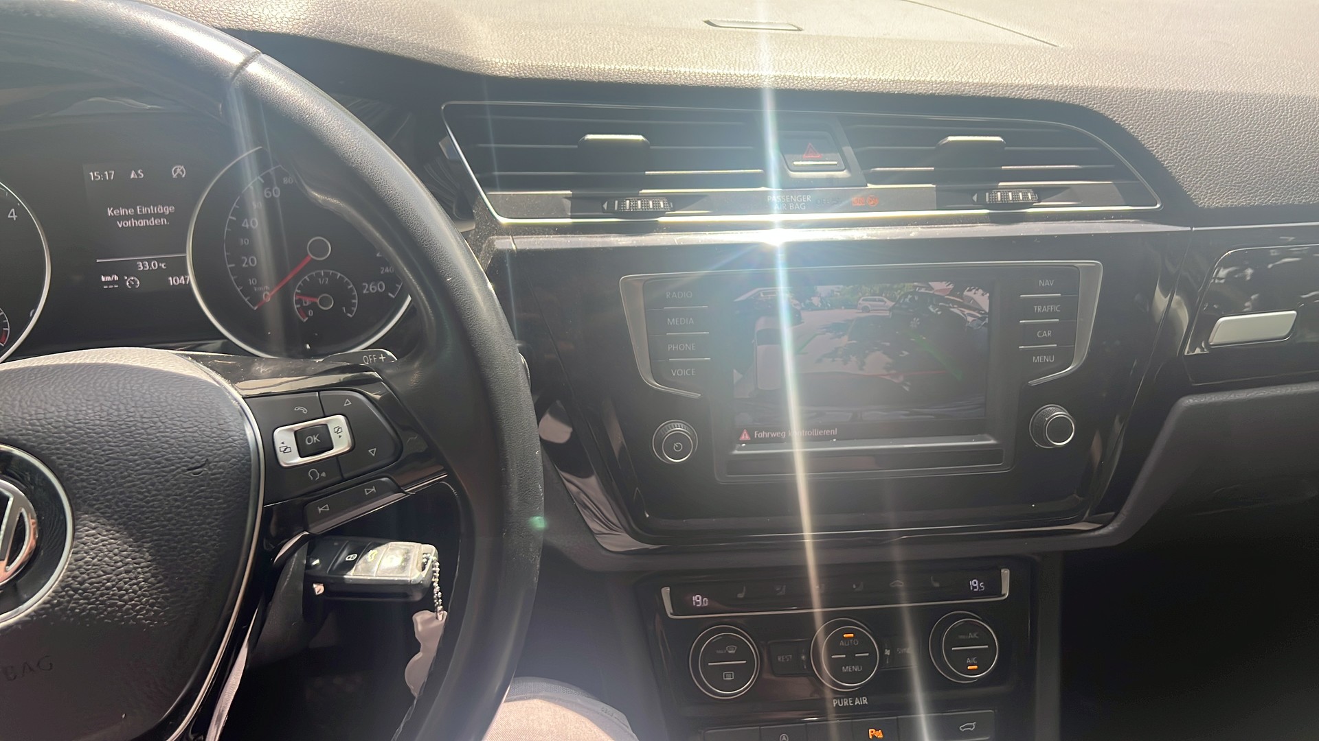 VW Touran 2.0 TDI BlueMotion Technology Comfortline DSG-image-11