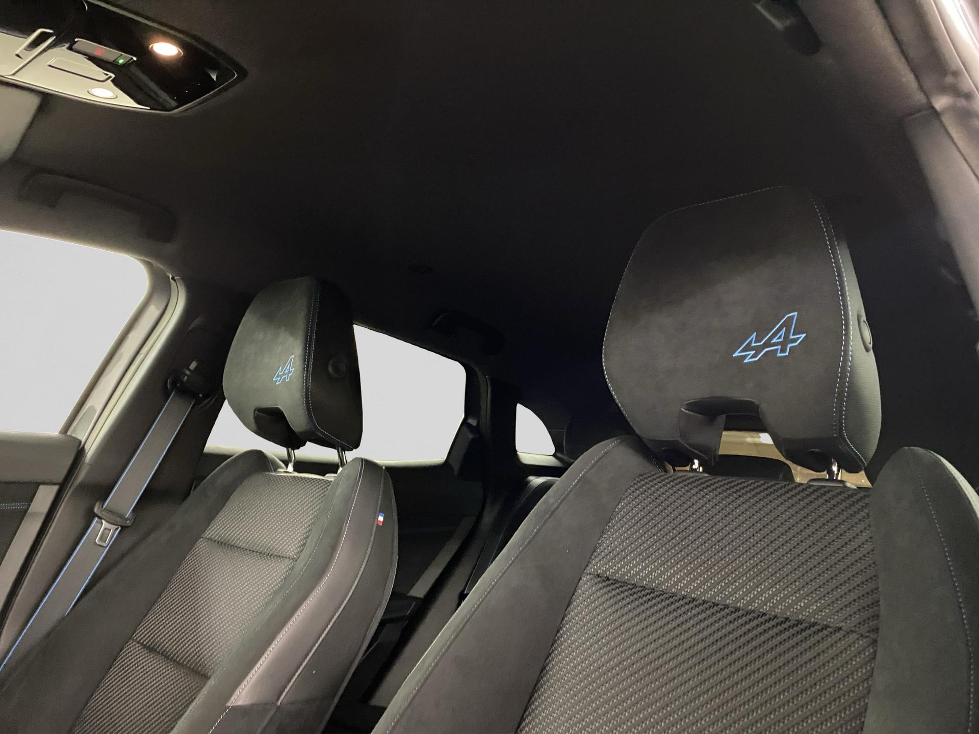 RENAULT Austral 1.2 HEV 200 Iconic Esprit Alpine A-image-24