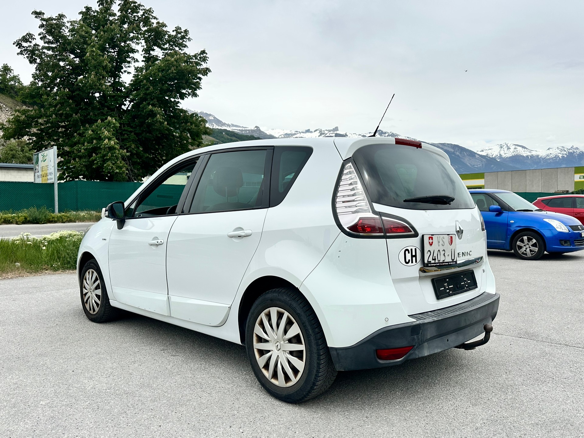 RENAULT Scénic 1.2 16V Turbo Bose Edition-image-3
