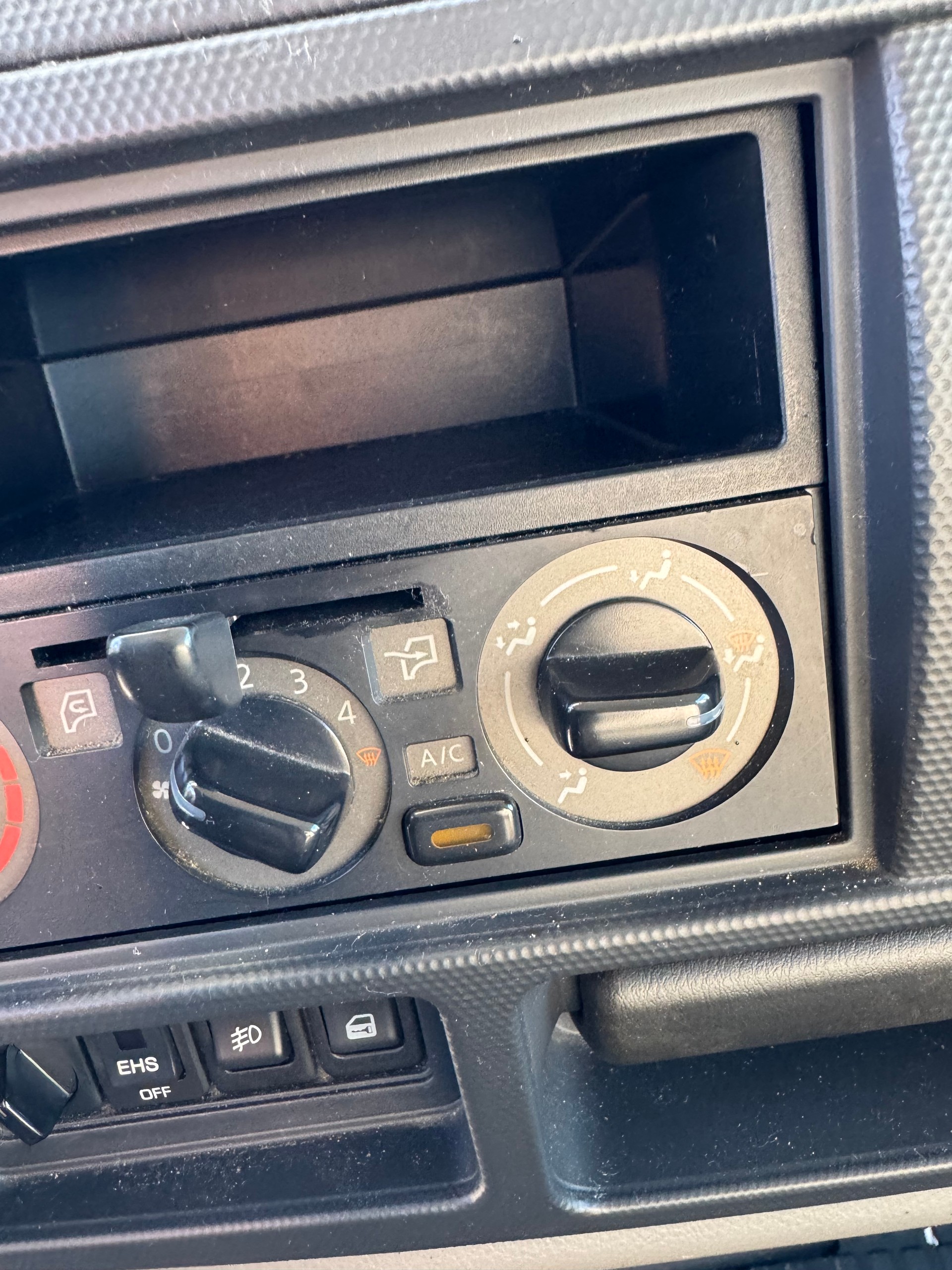 NISSAN F24. 45 .15-image-12