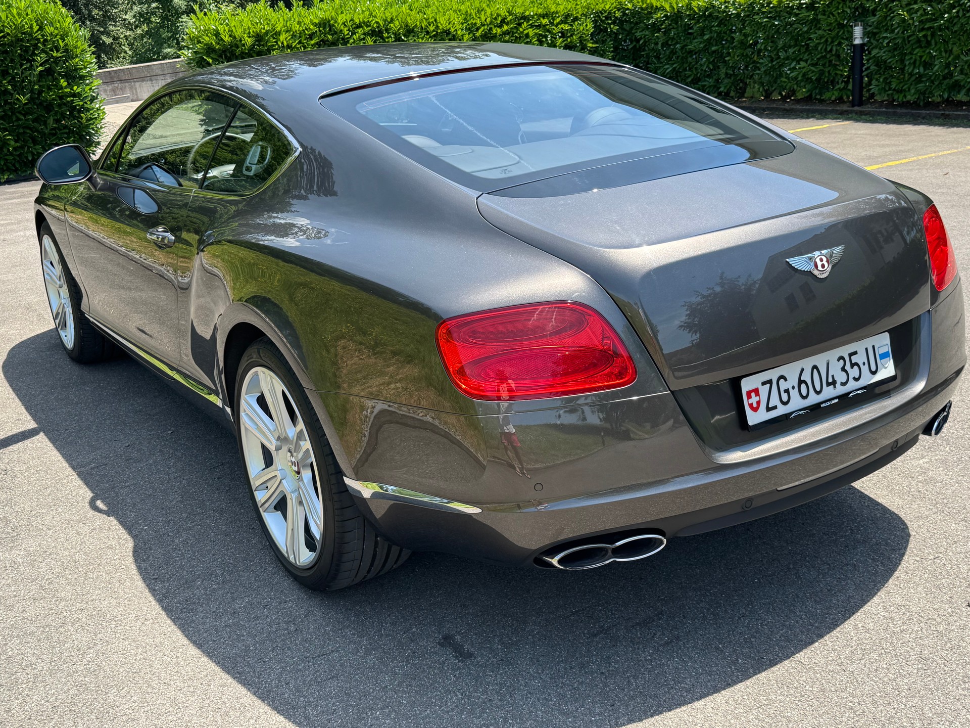 BENTLEY GT V8-image-5