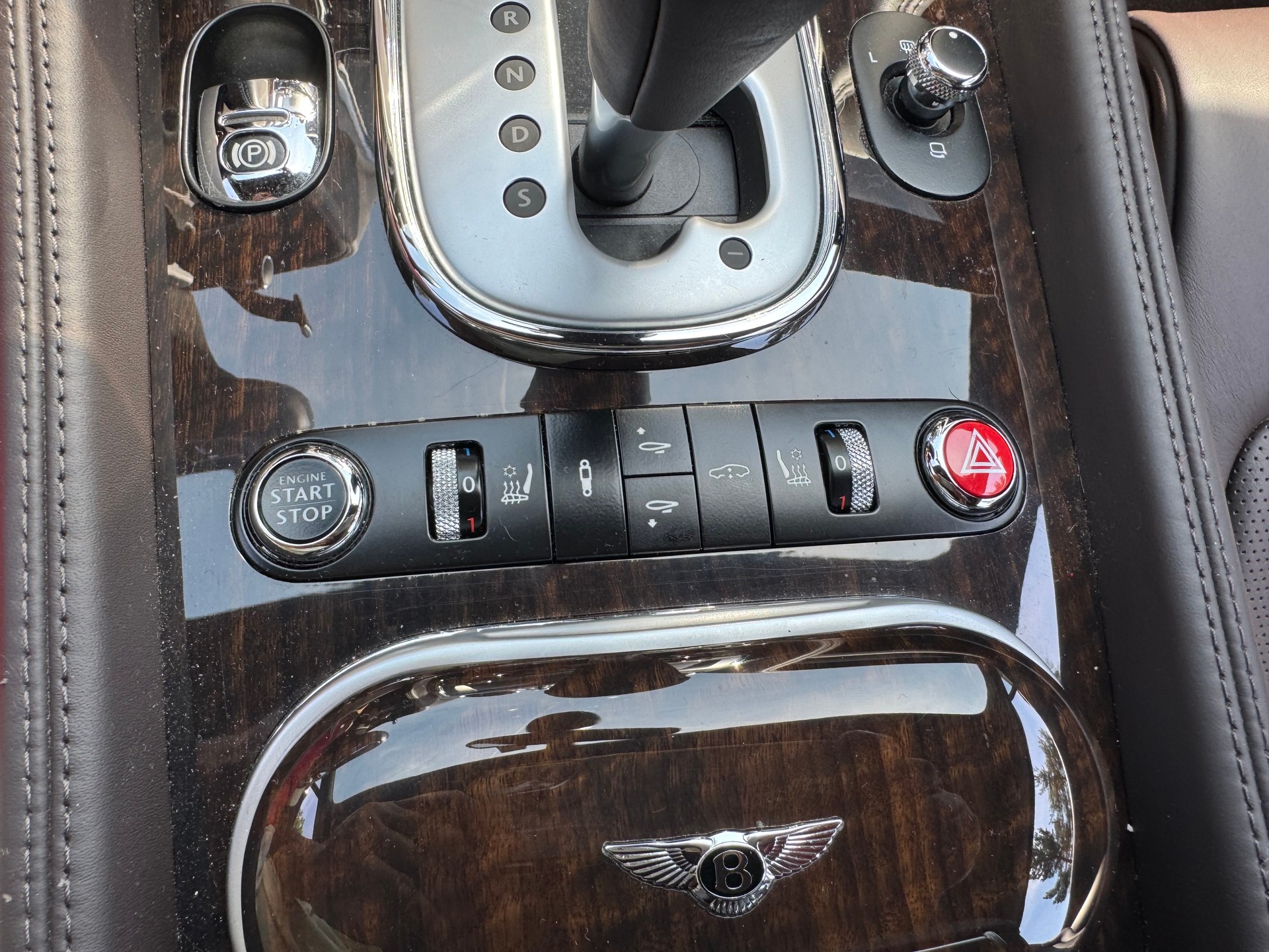 BENTLEY GT V8-image-11