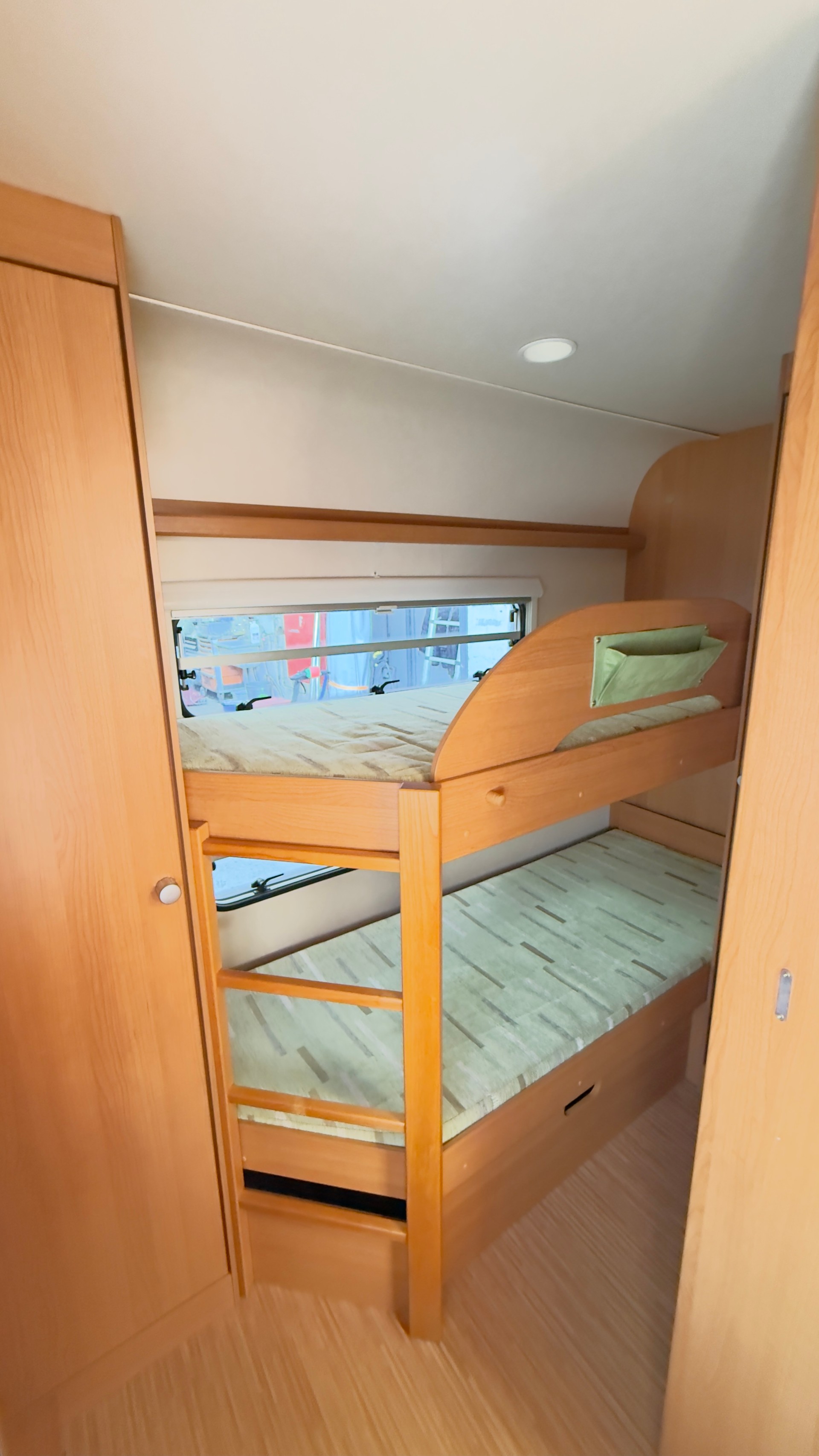WILK S 3 Stern 650 DK-image-9