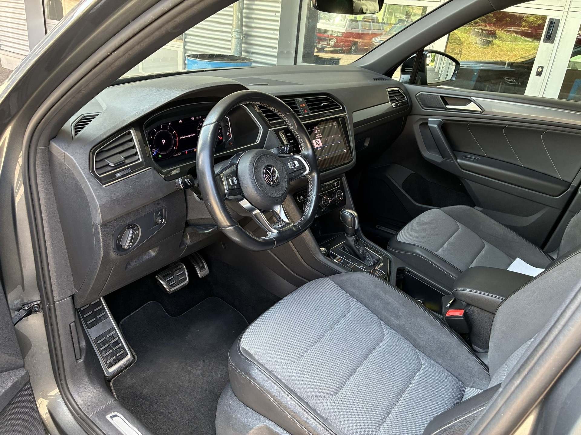 VW Tiguan 2.0TSI Highline 4Motion DSG-image-10