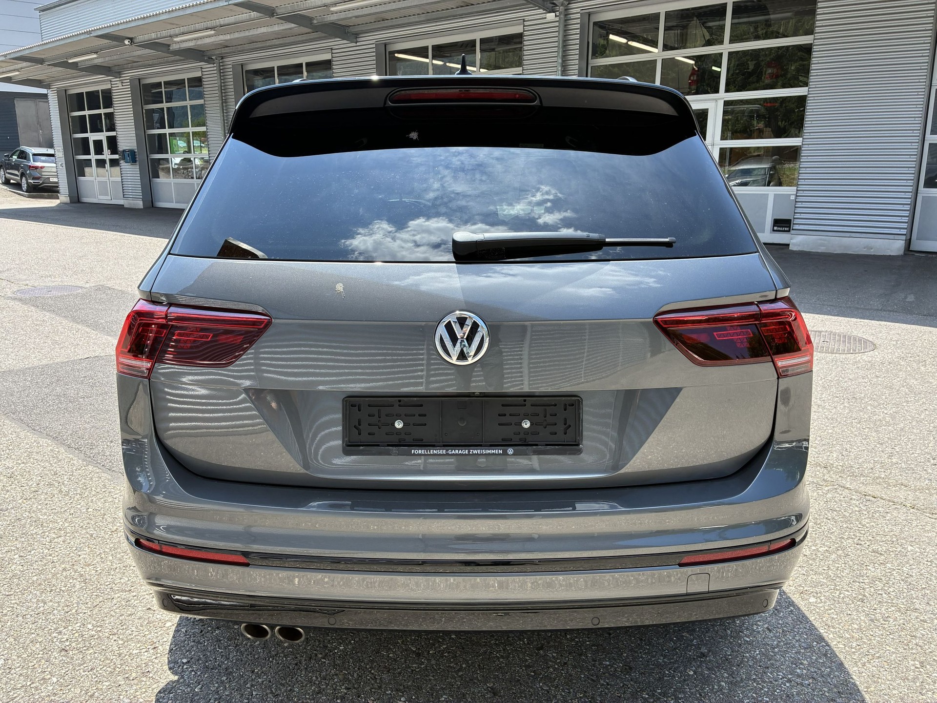 VW Tiguan 2.0TSI Highline 4Motion DSG-image-6