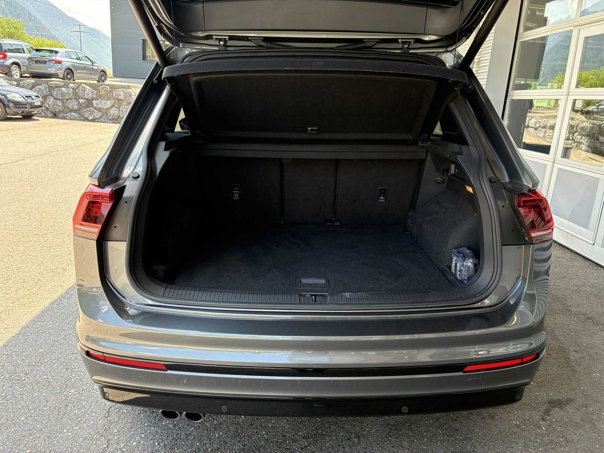 VW Tiguan 2.0TSI Highline 4Motion DSG-image-7