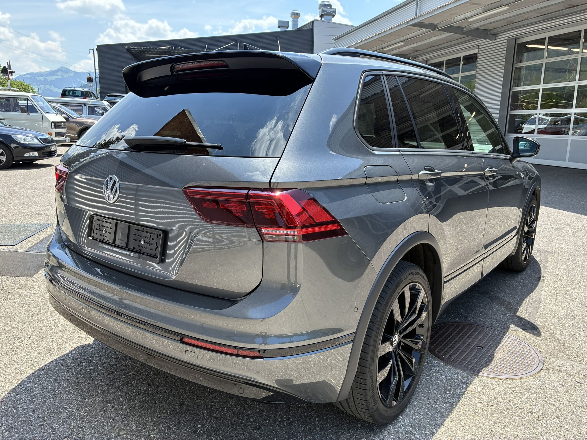 VW Tiguan 2.0TSI Highline 4Motion DSG-image-5