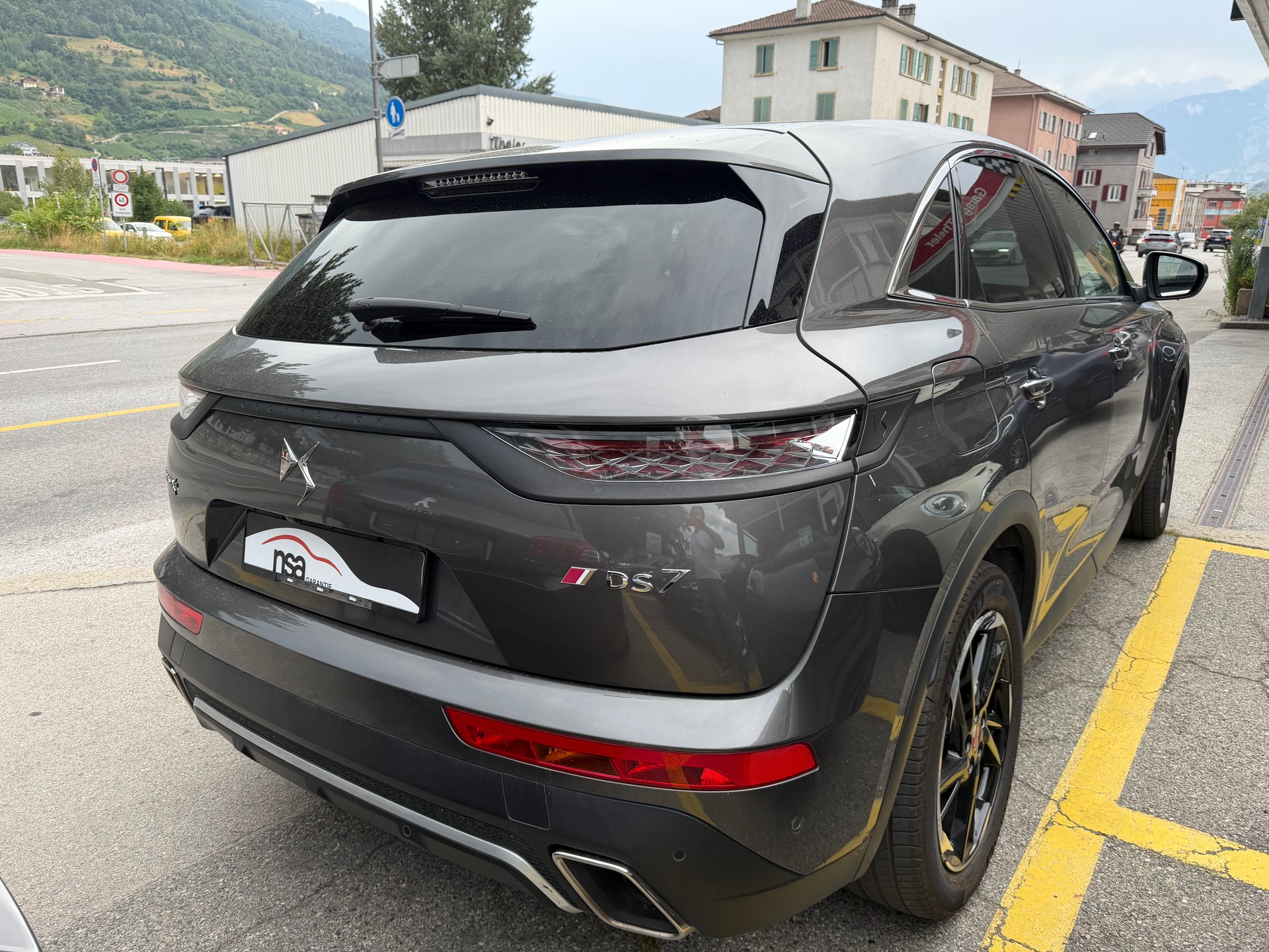 DS AUTOMOBILES DS 7 Crossback E-Tense 300 Performance Line-image-3