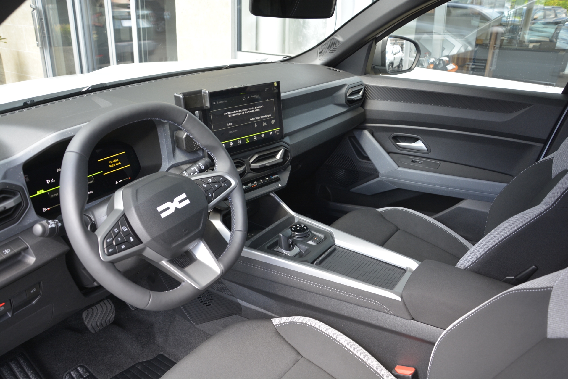 DACIA BIGSTER journey hybrid 150 4x4 Automat-image-4
