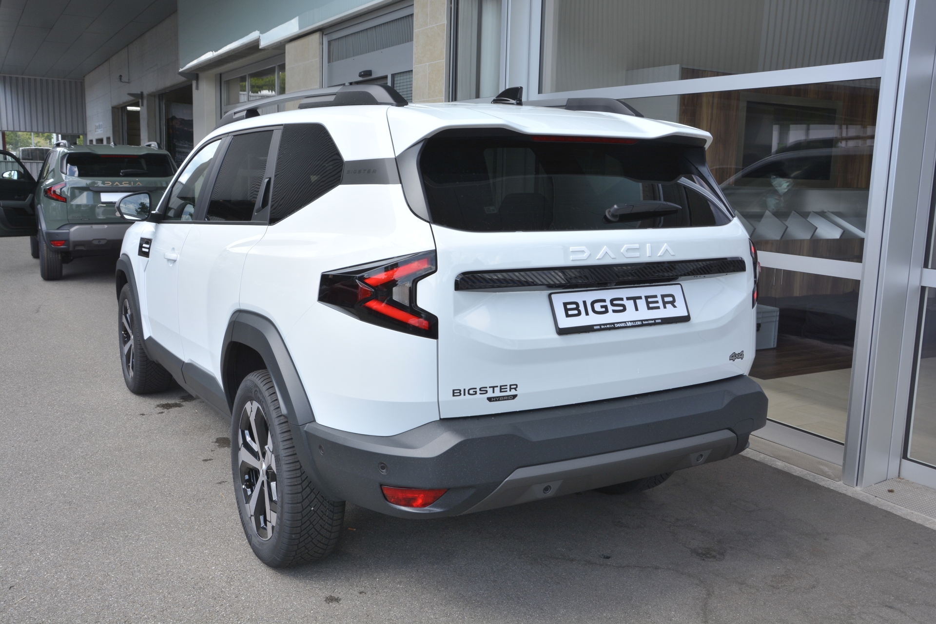 DACIA BIGSTER journey hybrid 150 4x4 Automat-image-3