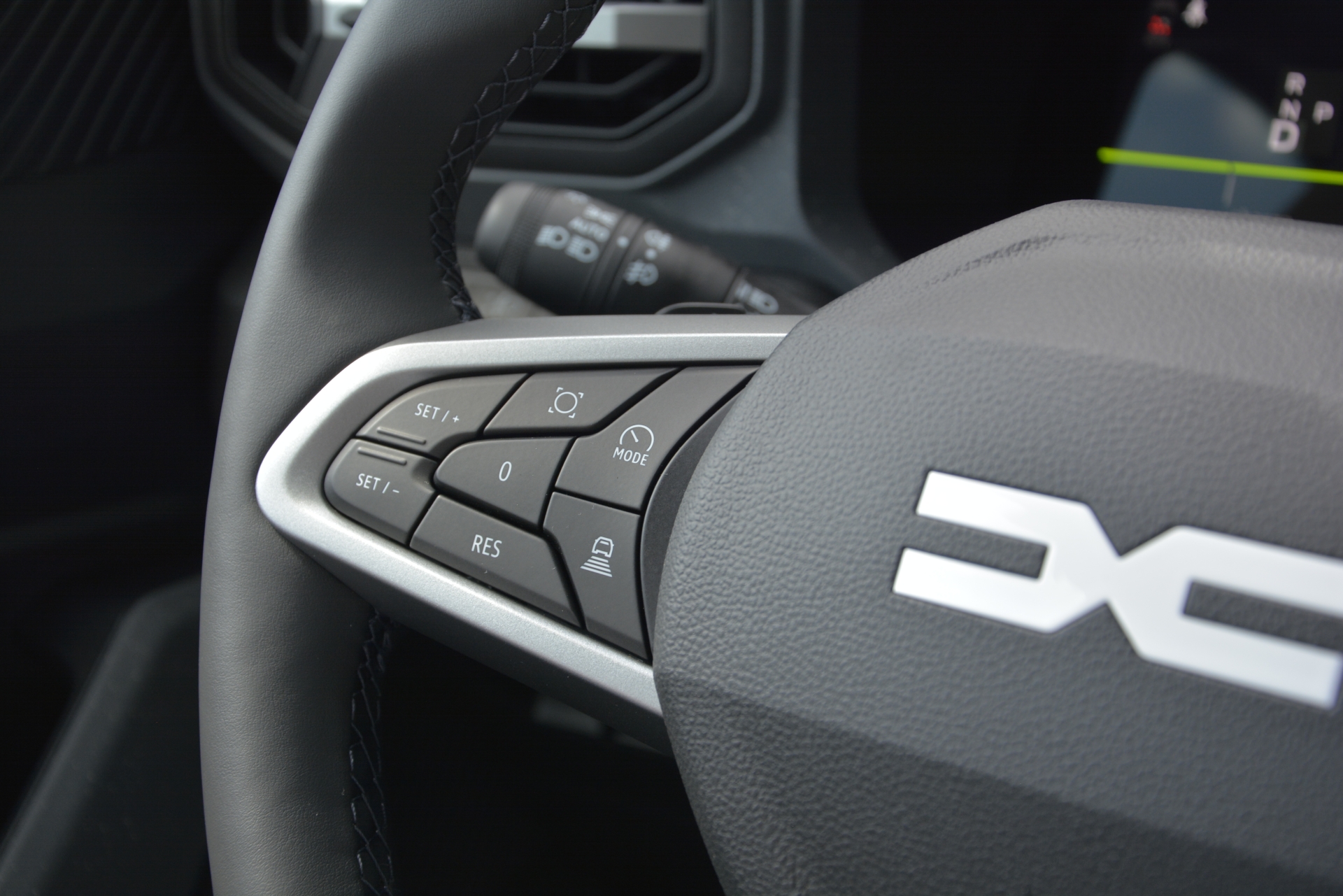 DACIA BIGSTER journey hybrid 150 4x4 Automat-image-10