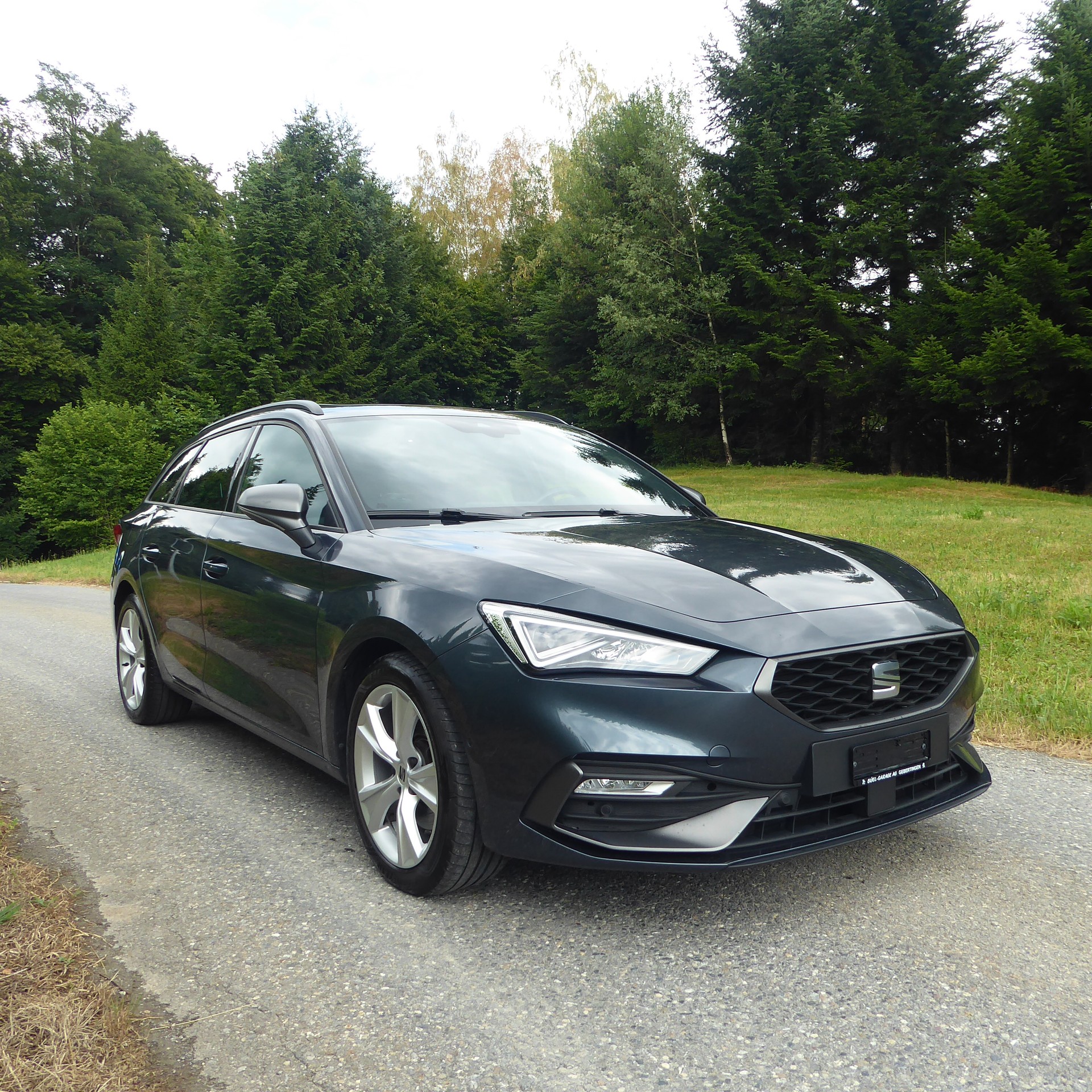 SEAT Leon ST 2.0 TDI EVO DSG 4Drive FR-image-1