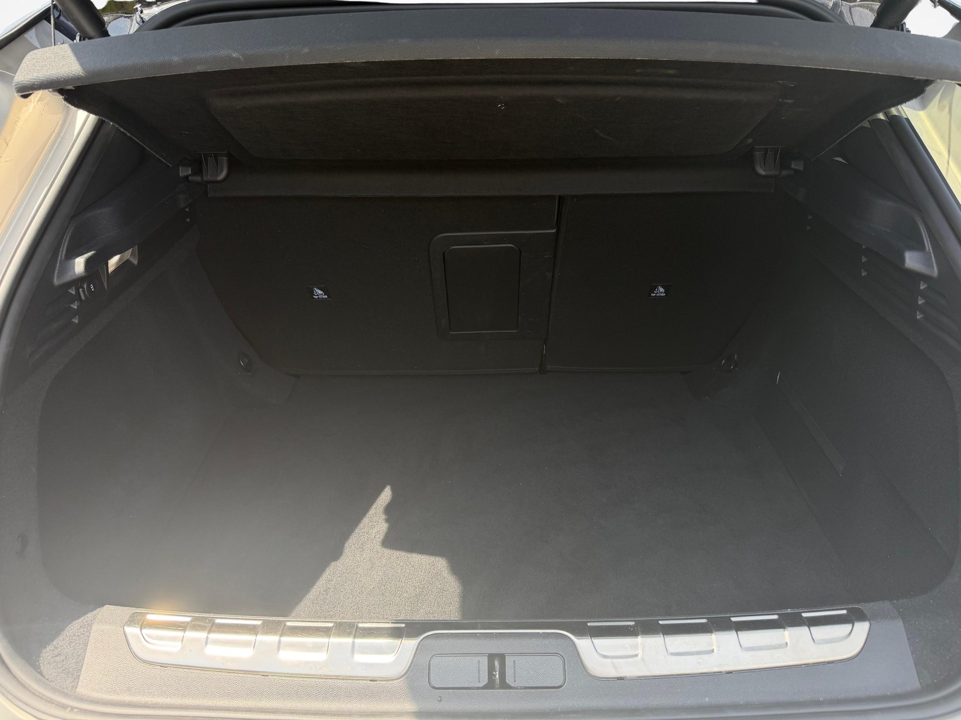 DS AUTOMOBILES 4 1.2 Hybrid Ligne Noire-image-10
