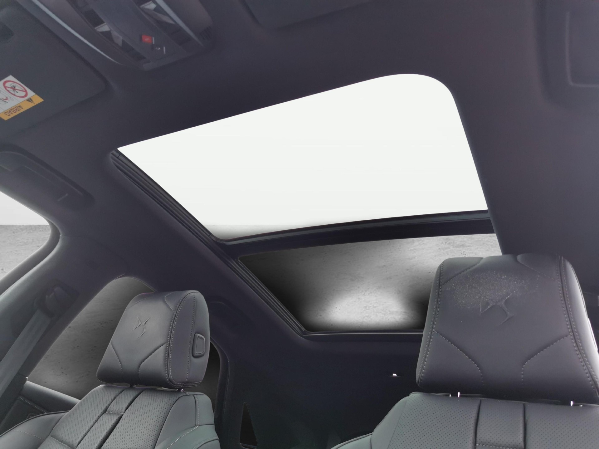DS AUTOMOBILES 7 1.6 E-Tense Performance 4x4-image-8