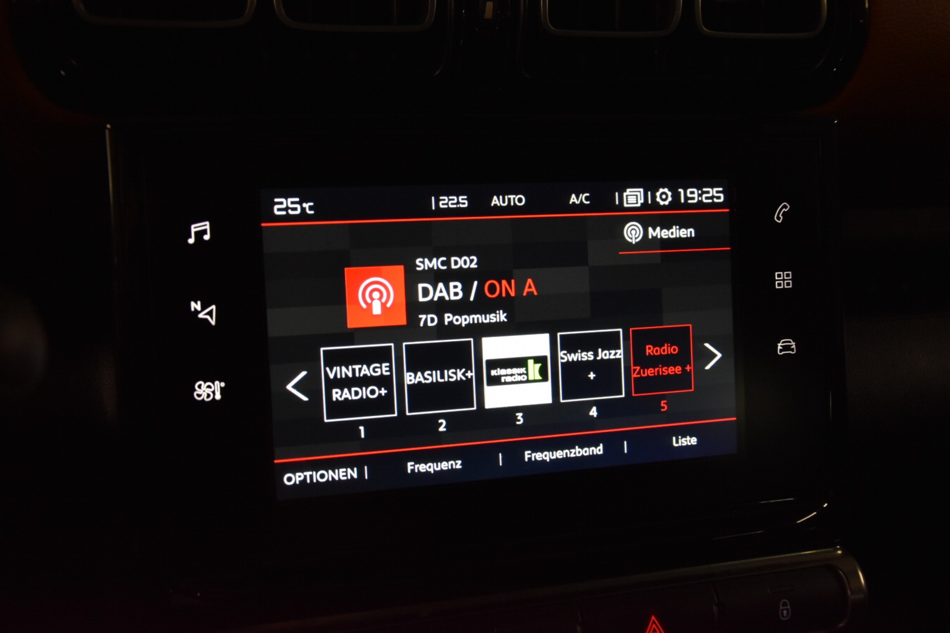 CITROEN C3 Aircross 1.2i PureTech Feel-image-18