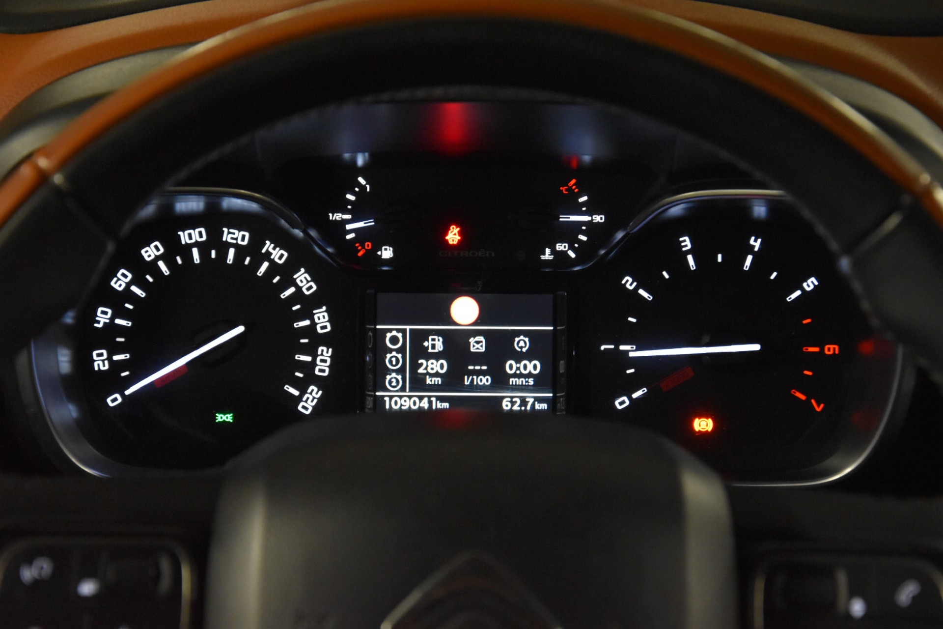 CITROEN C3 Aircross 1.2i PureTech Feel-image-13