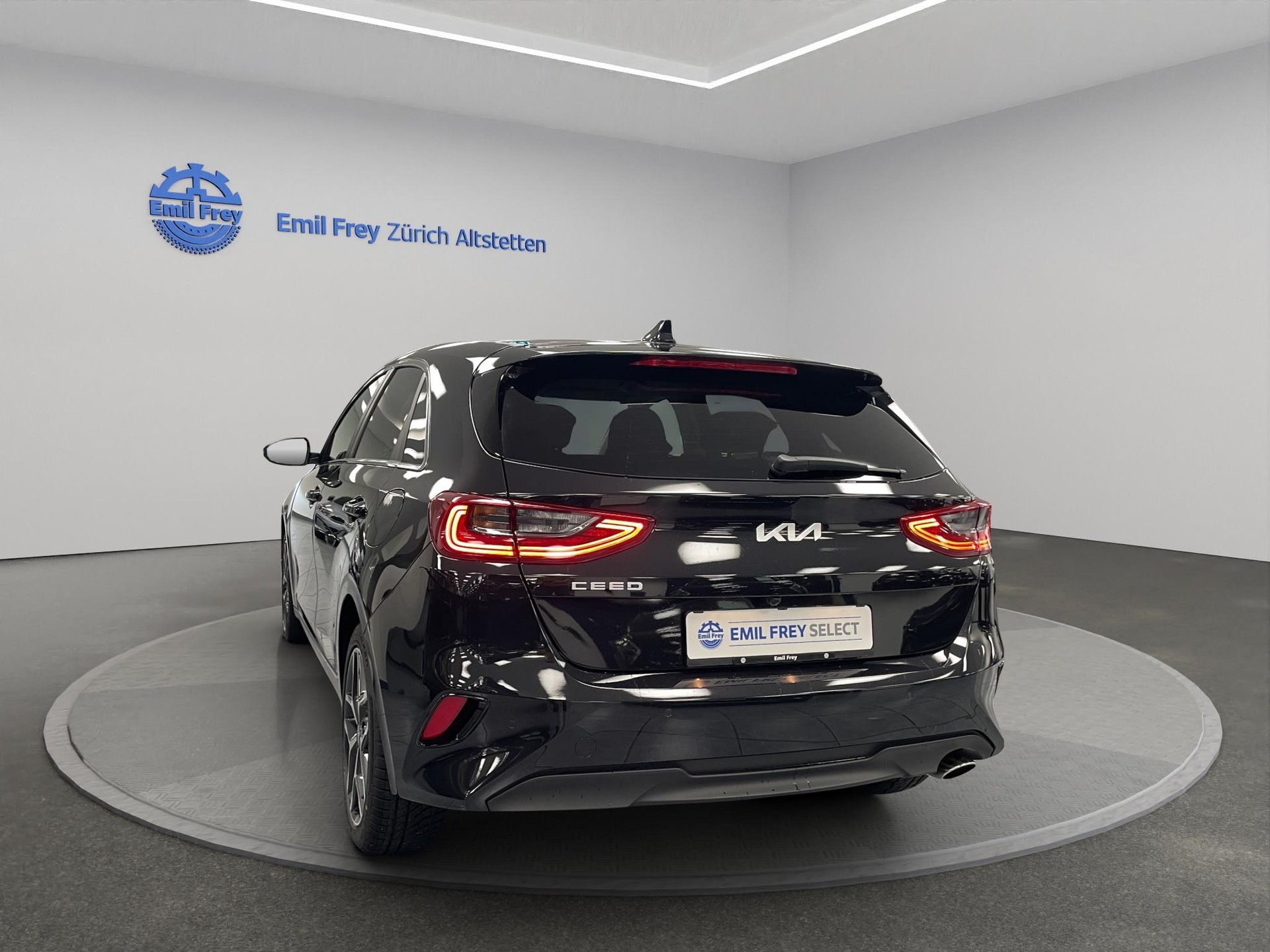 KIA Ceed 1.5 T-GDi MHEV Power-image-2