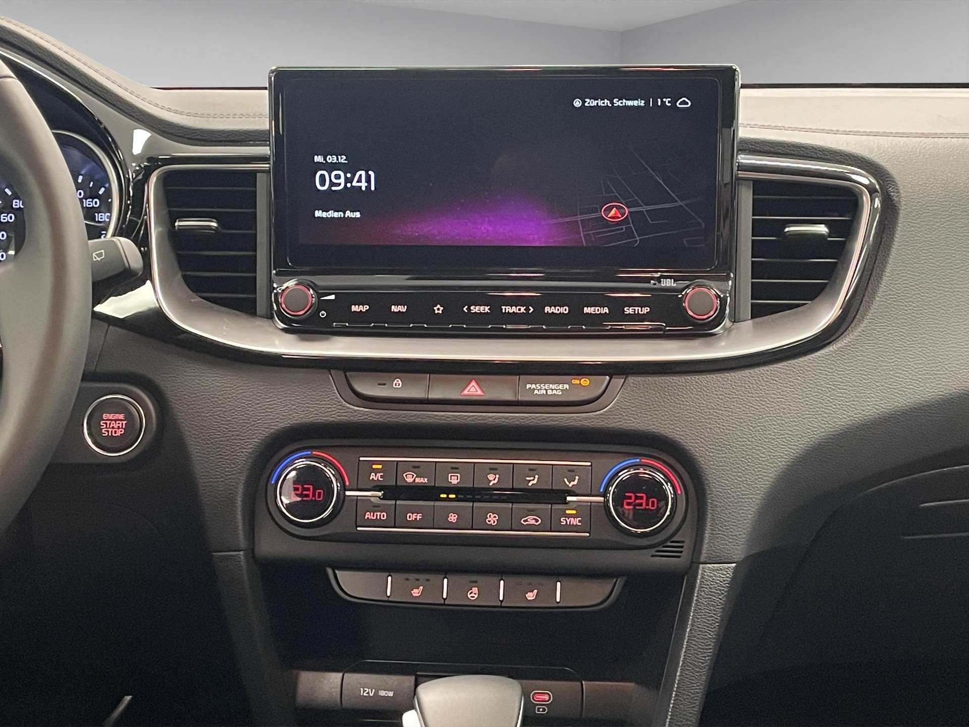 KIA Ceed 1.5 T-GDi MHEV Power-image-10