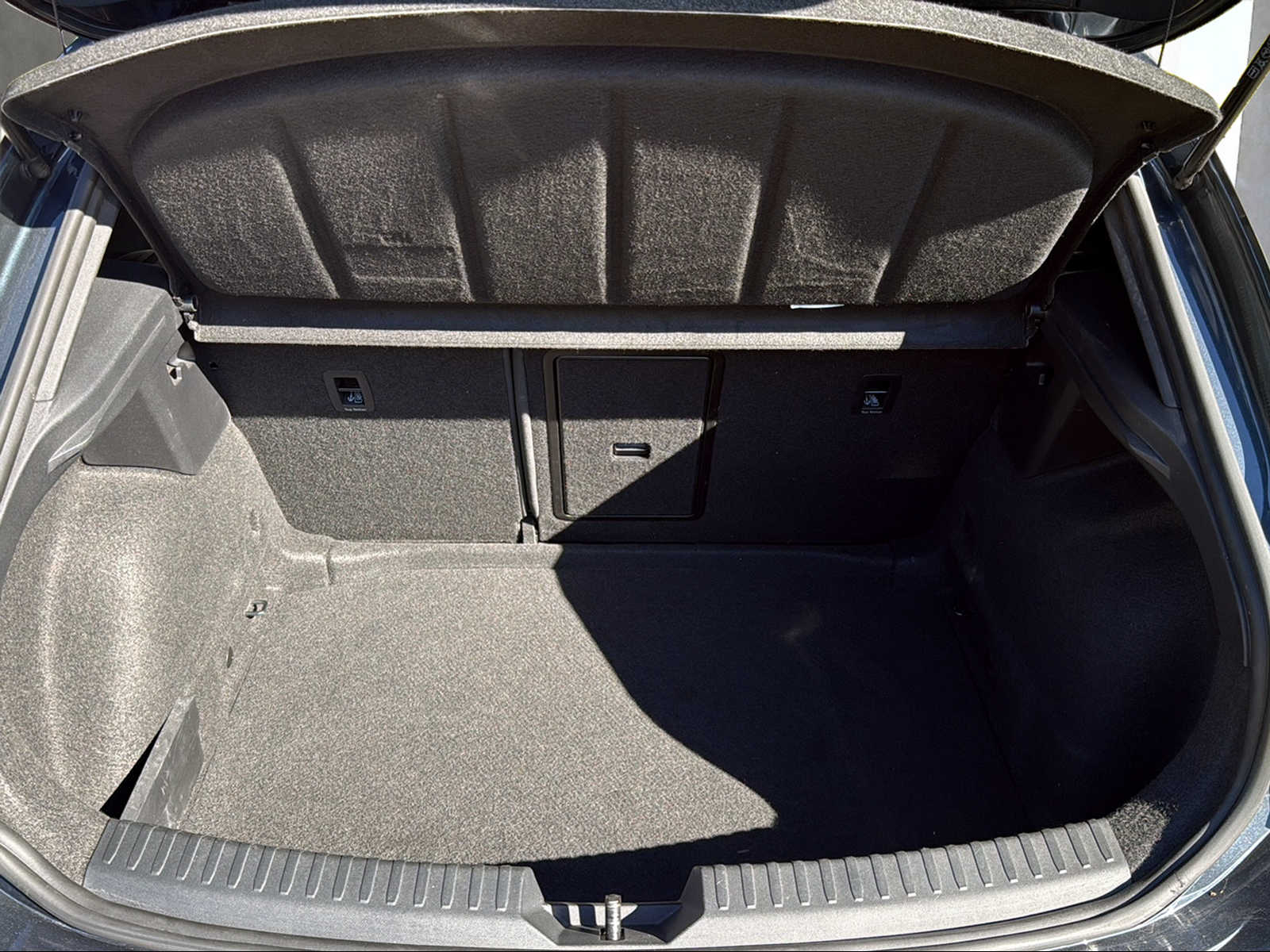 SEAT Leon 1.5 Eco TSI FR-image-13