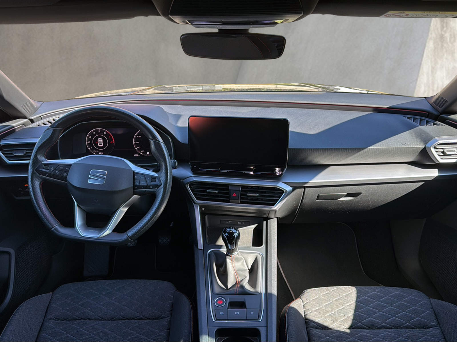 SEAT Leon 1.5 Eco TSI FR-image-10